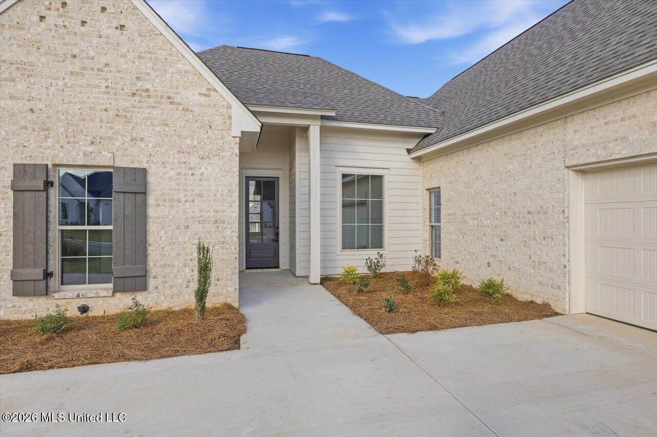 404 Erickson Lane Property Photo 5