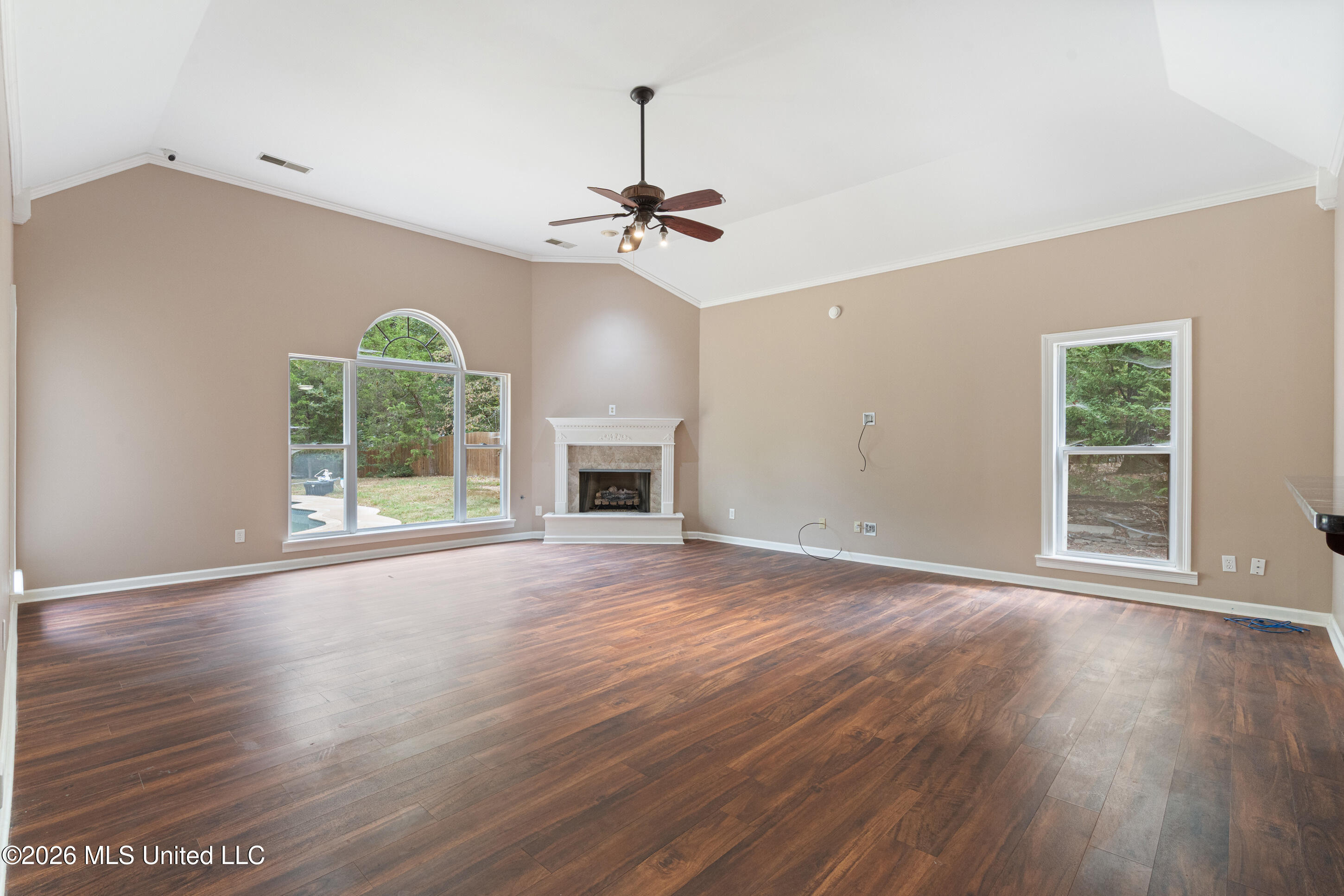 7656 Elizabeth Circle Drive Property Photo 10