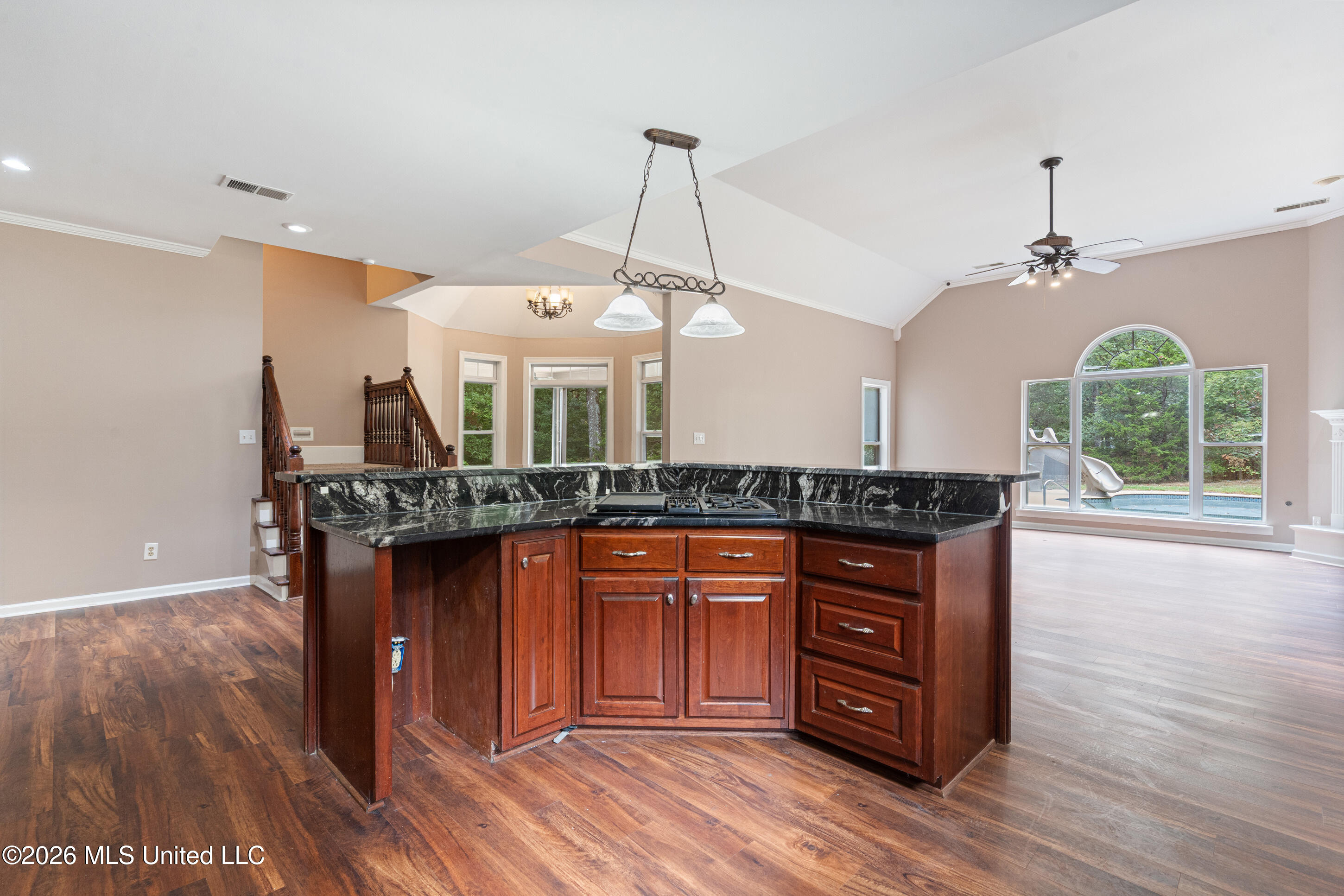 7656 Elizabeth Circle Drive Property Photo 14