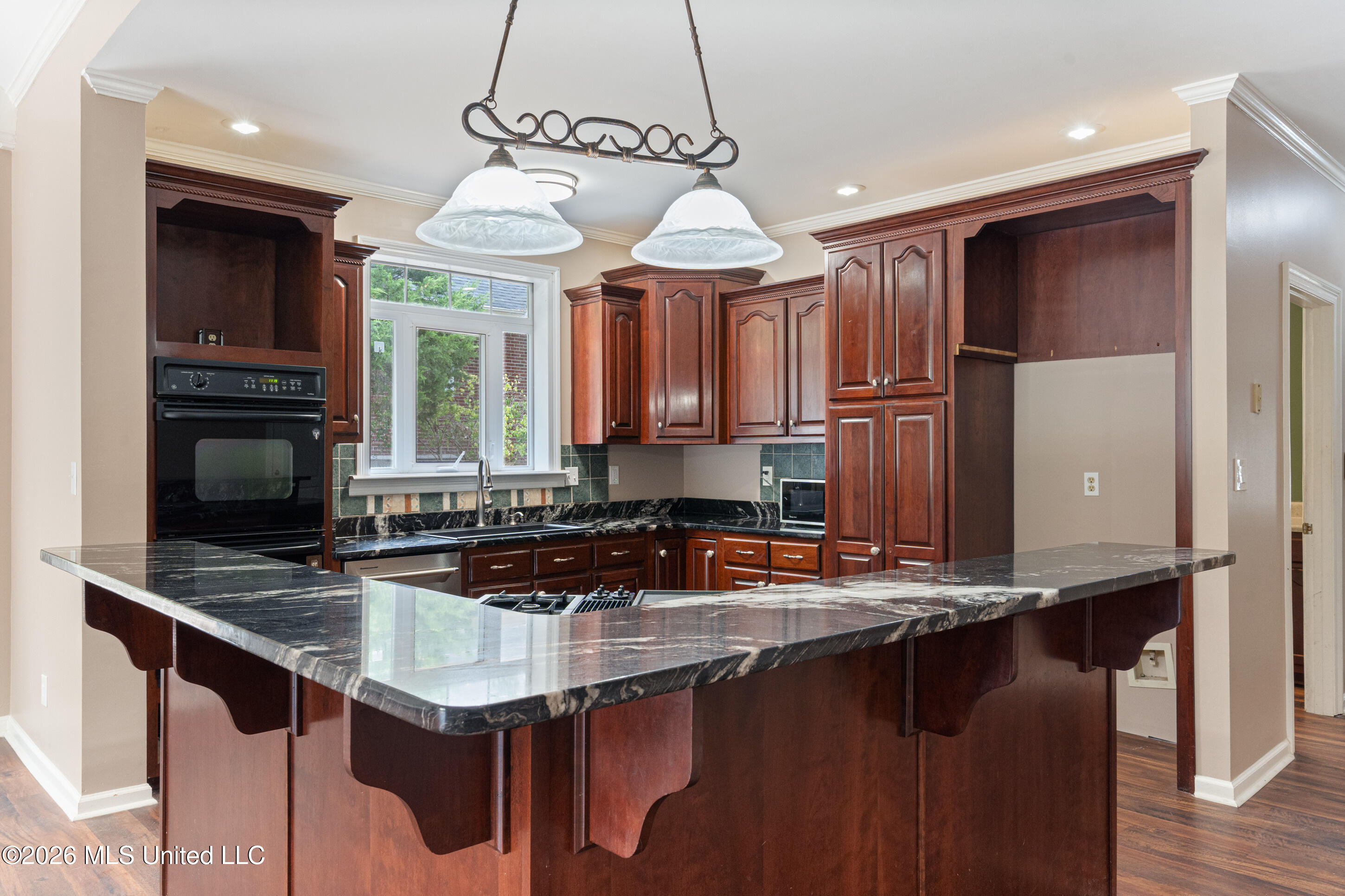 7656 Elizabeth Circle Drive Property Photo 16
