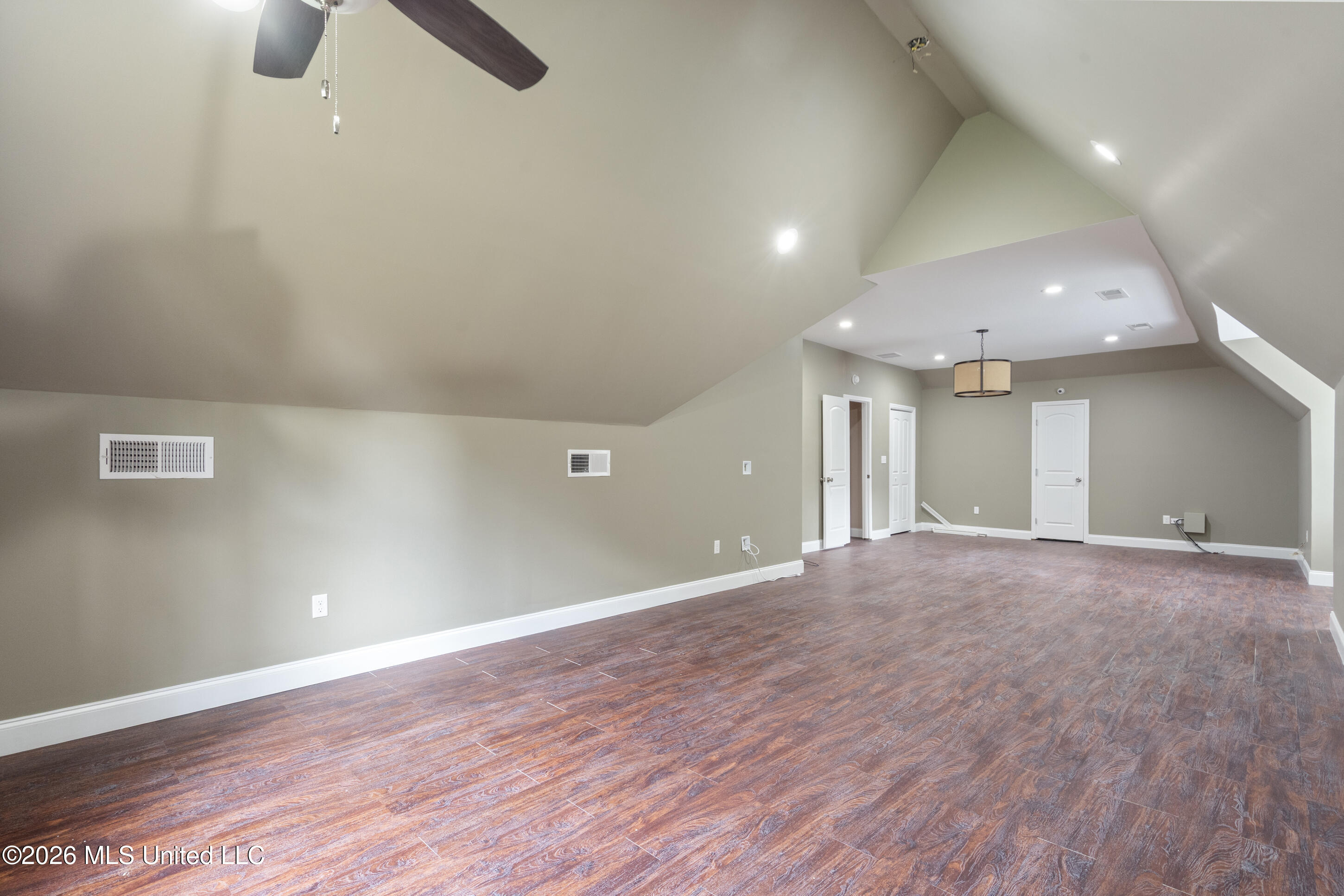 7656 Elizabeth Circle Drive Property Photo 31