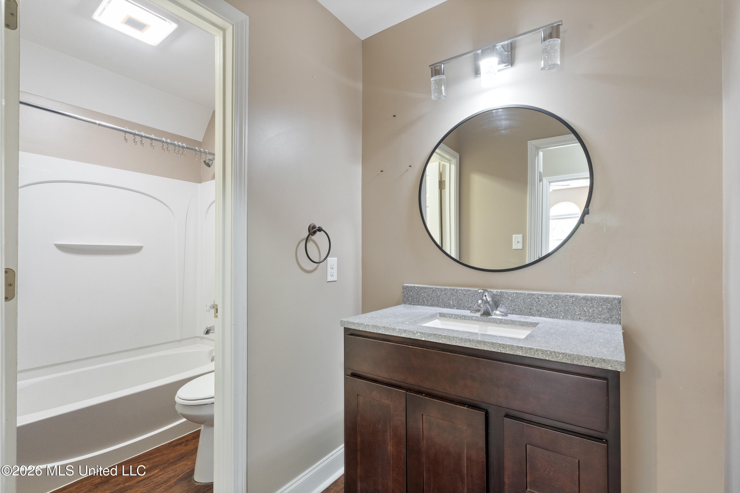 7656 Elizabeth Circle Drive Property Photo 34