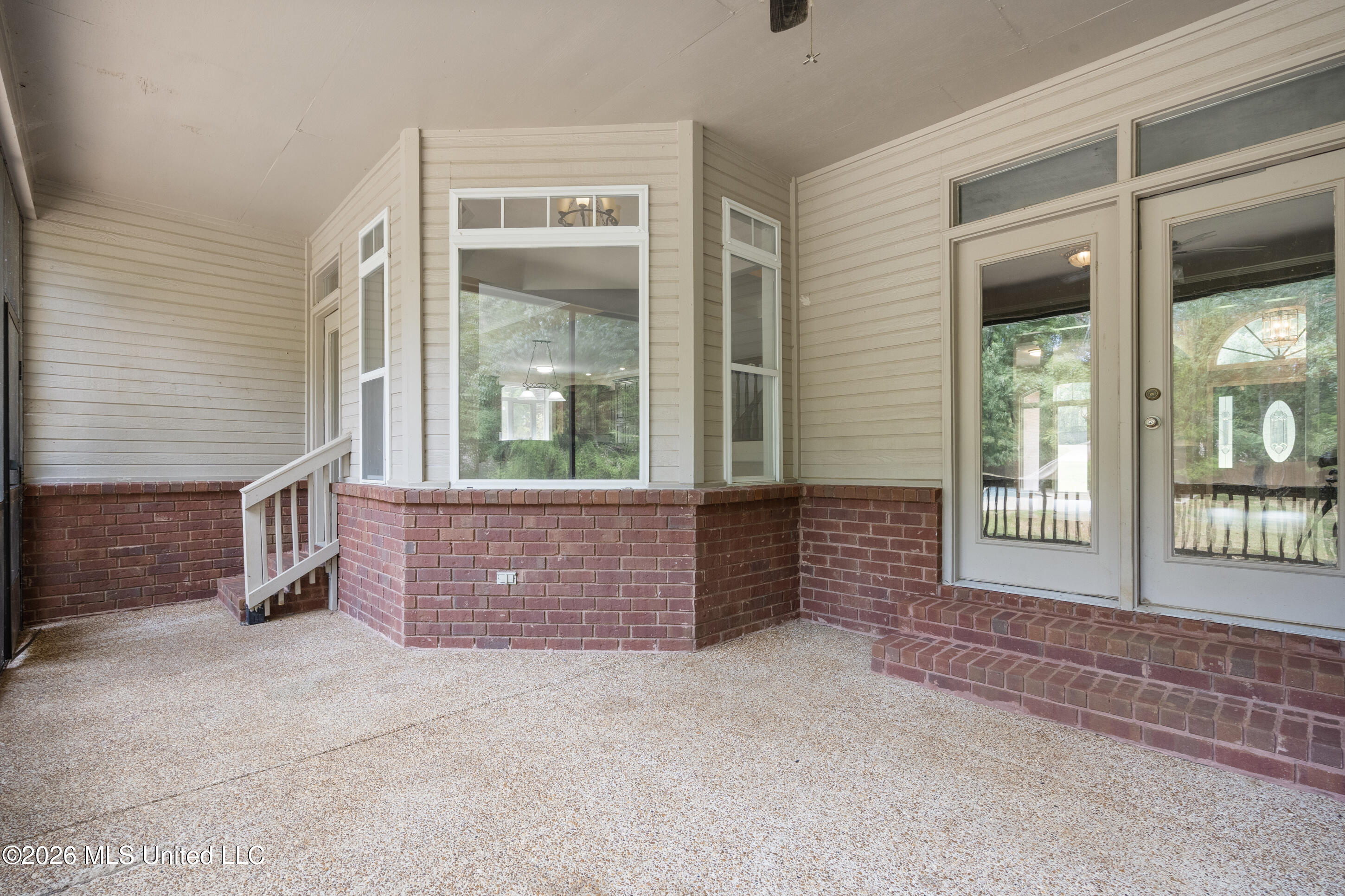 7656 Elizabeth Circle Drive Property Photo 38