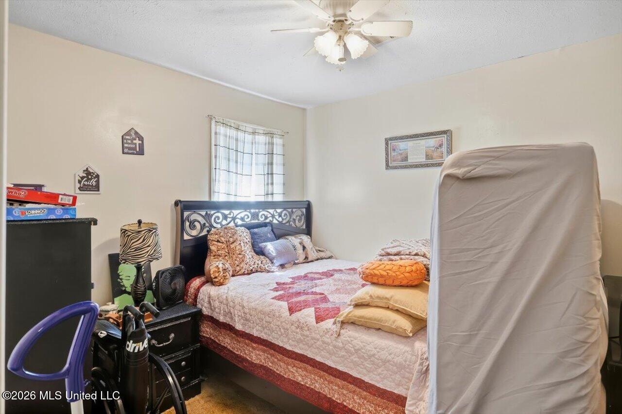 3609 W Northside Drive Property Photo 11