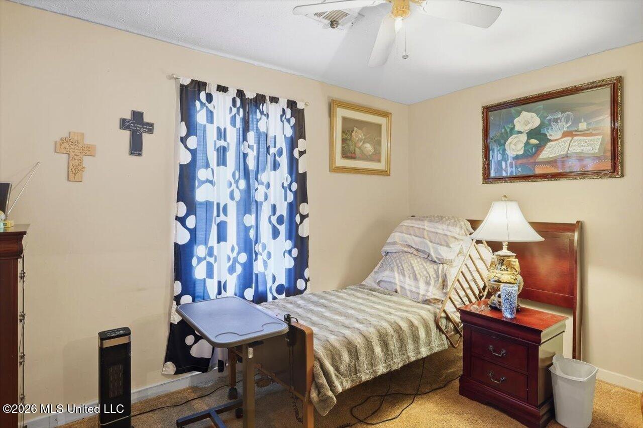 3609 W Northside Drive Property Photo 13