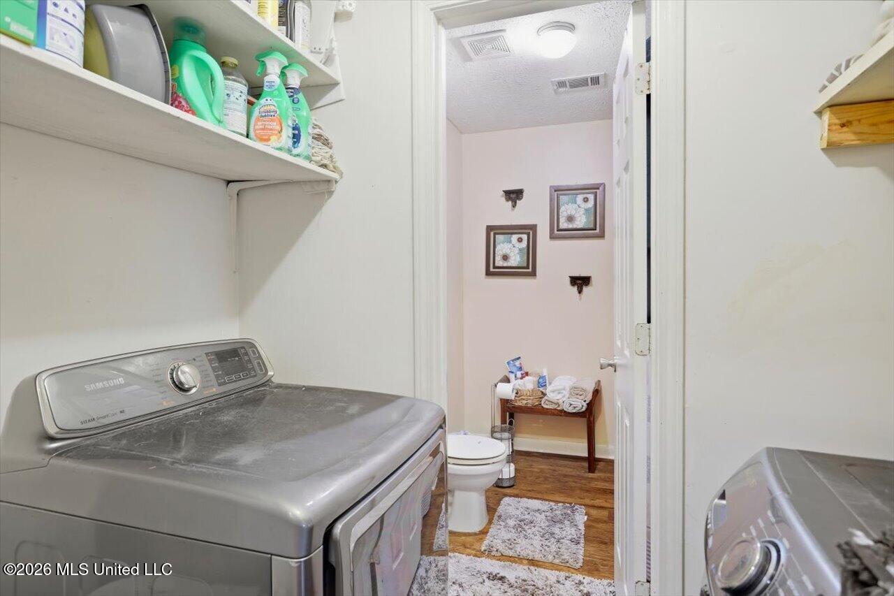 3609 W Northside Drive Property Photo 16