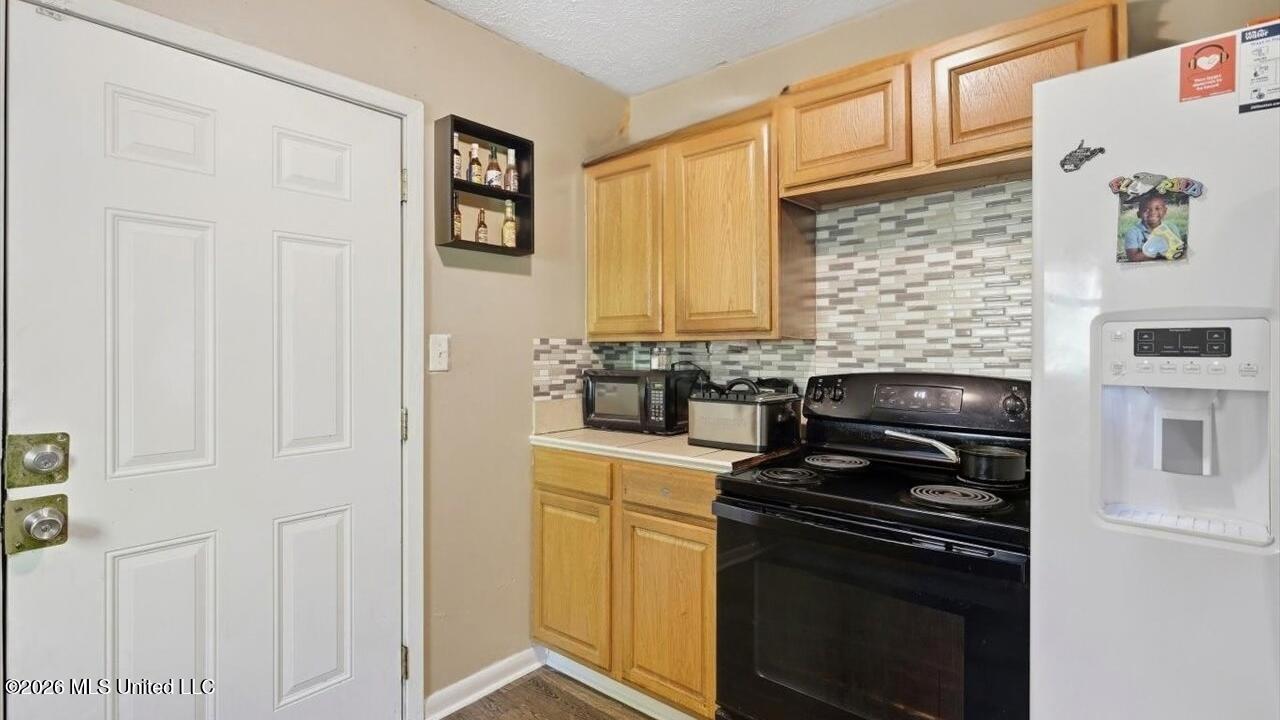 3609 W Northside Drive Property Photo 17