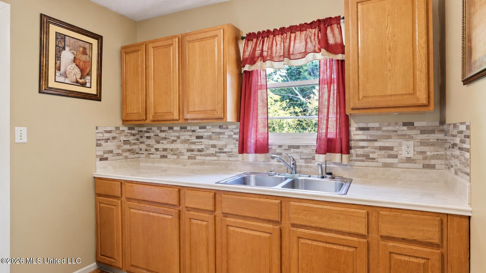 3609 W Northside Drive Property Photo 18