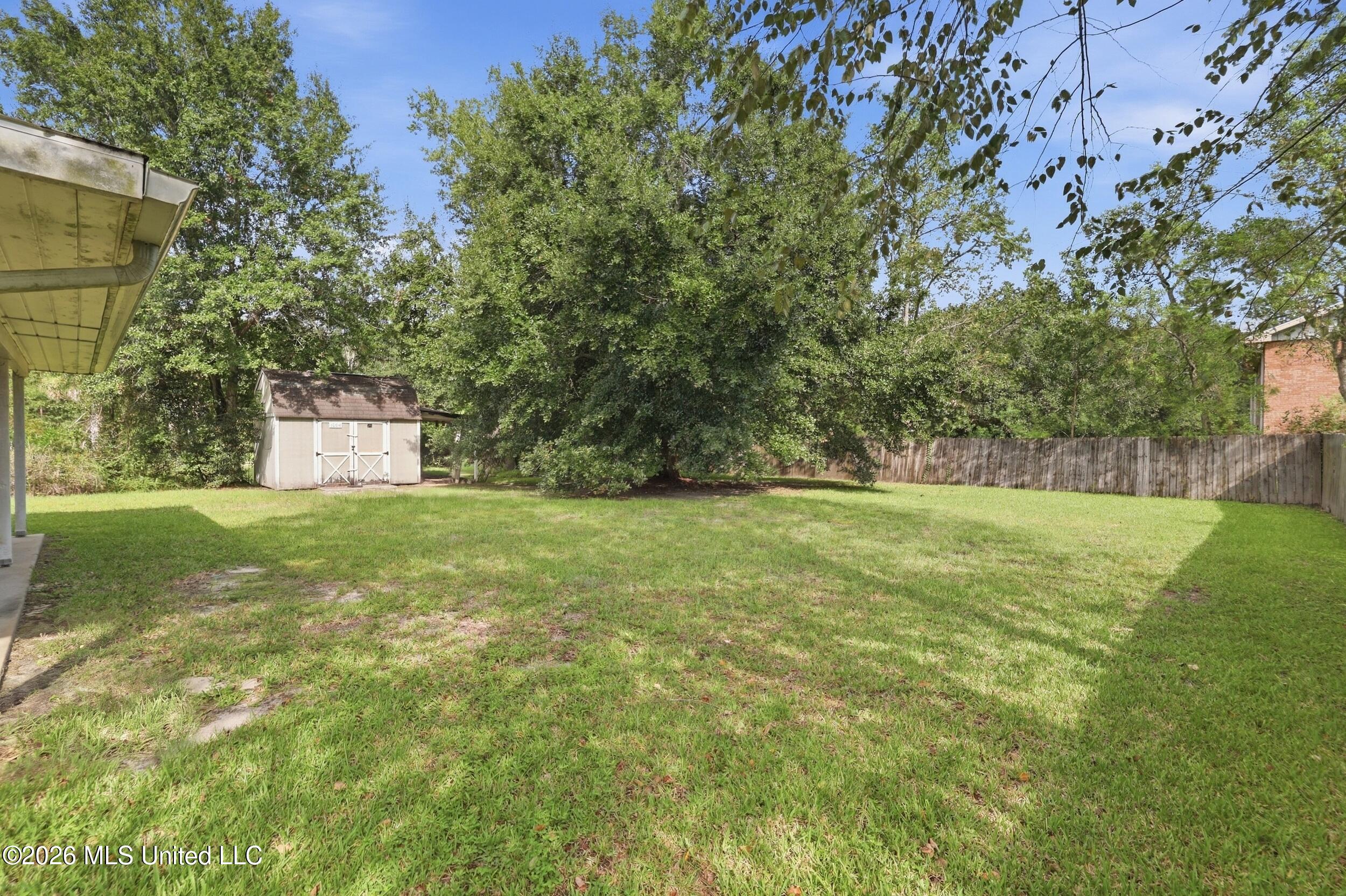 1004 Shipp Street Property Photo 36