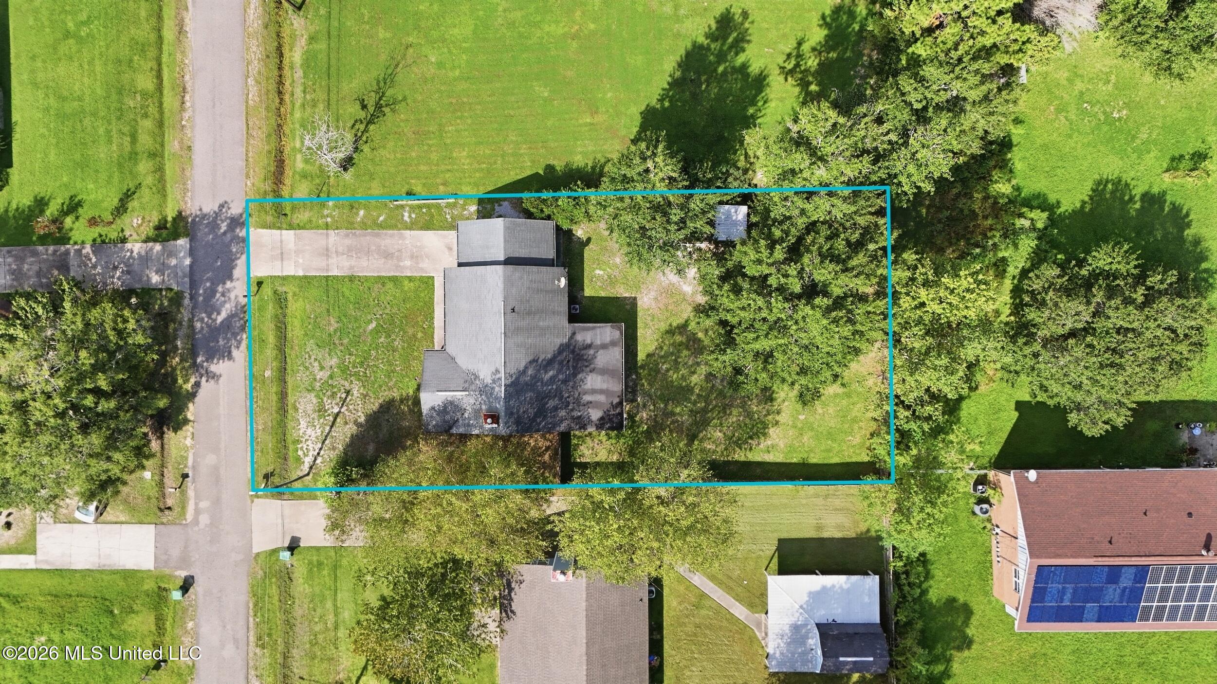 1004 Shipp Street Property Photo 43