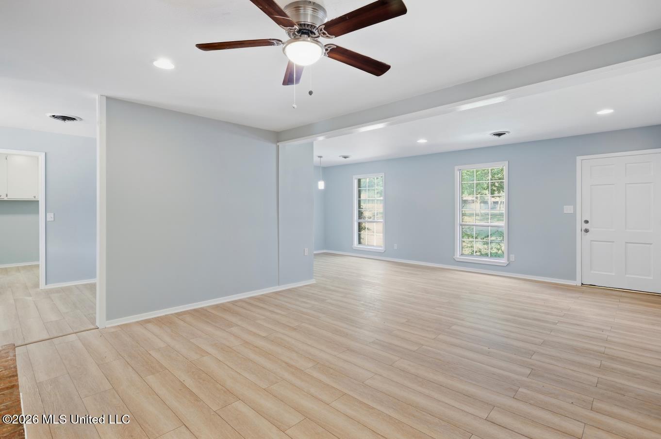 5225 Sunnyvale Drive Property Photo 10