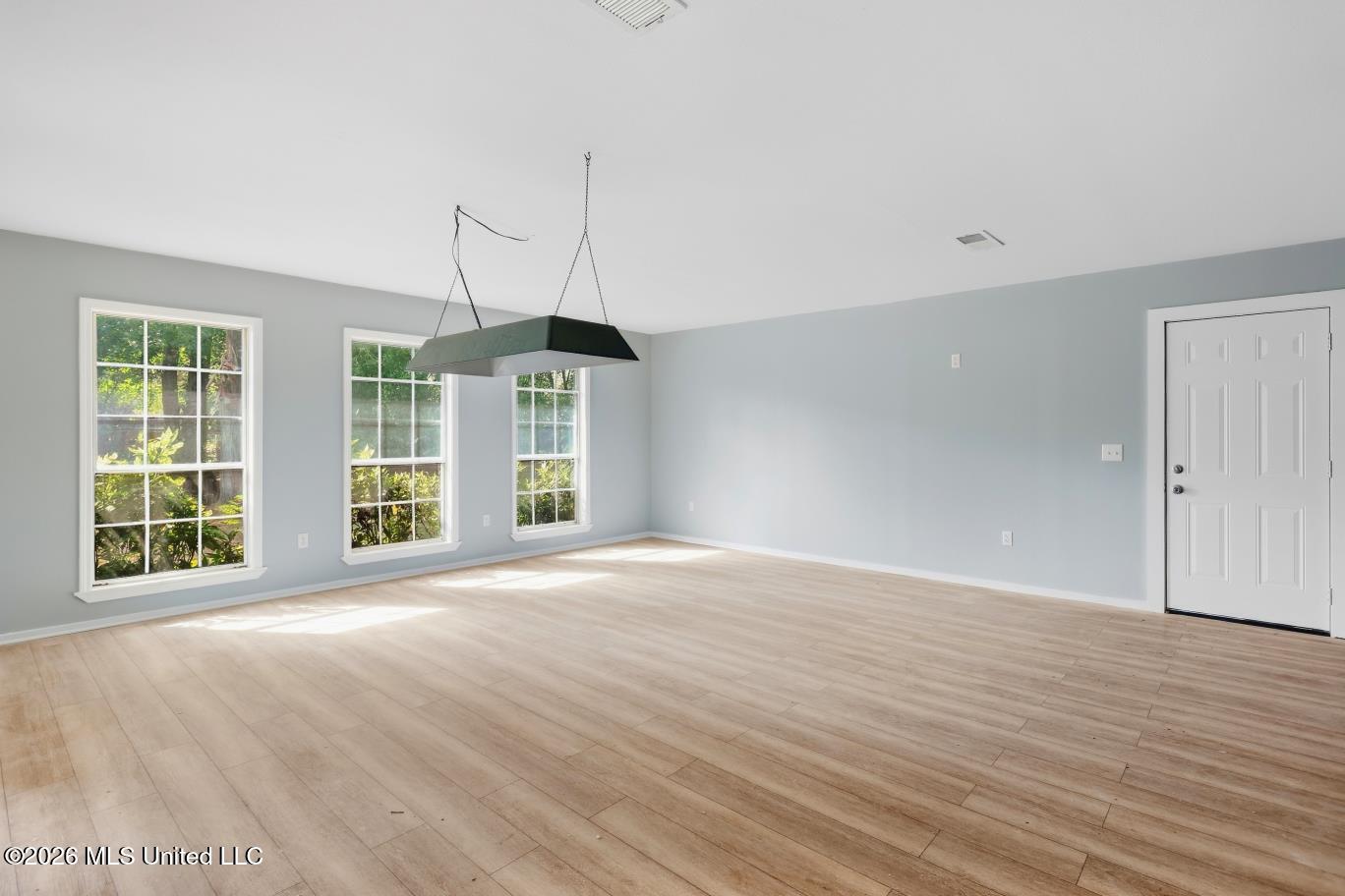 5225 Sunnyvale Drive Property Photo 18