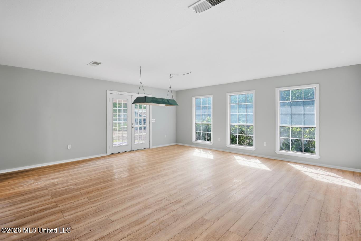 5225 Sunnyvale Drive Property Photo 20