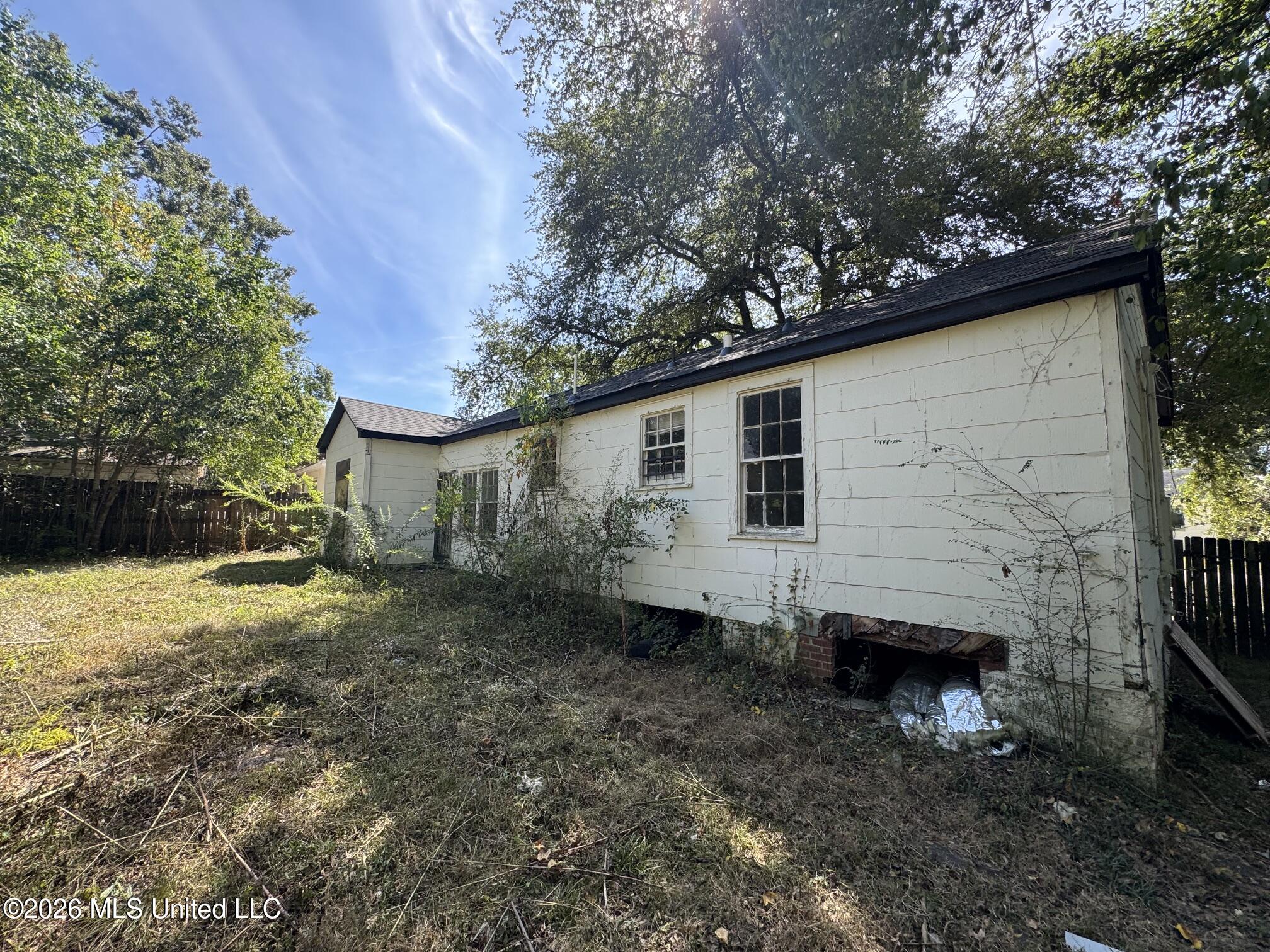 140 Treehaven Drive Property Photo 14