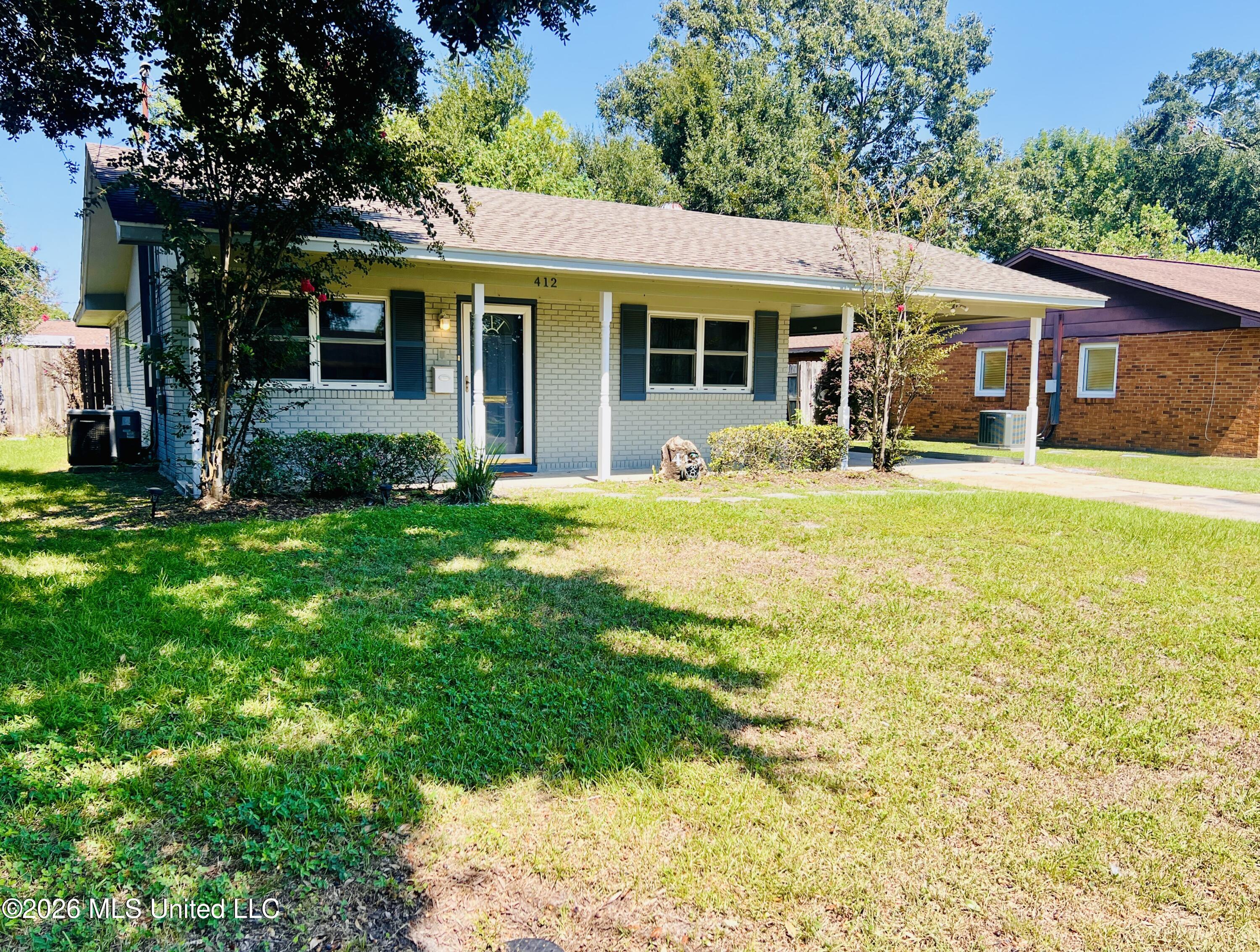 412 Mcguire Circle Property Photo 1