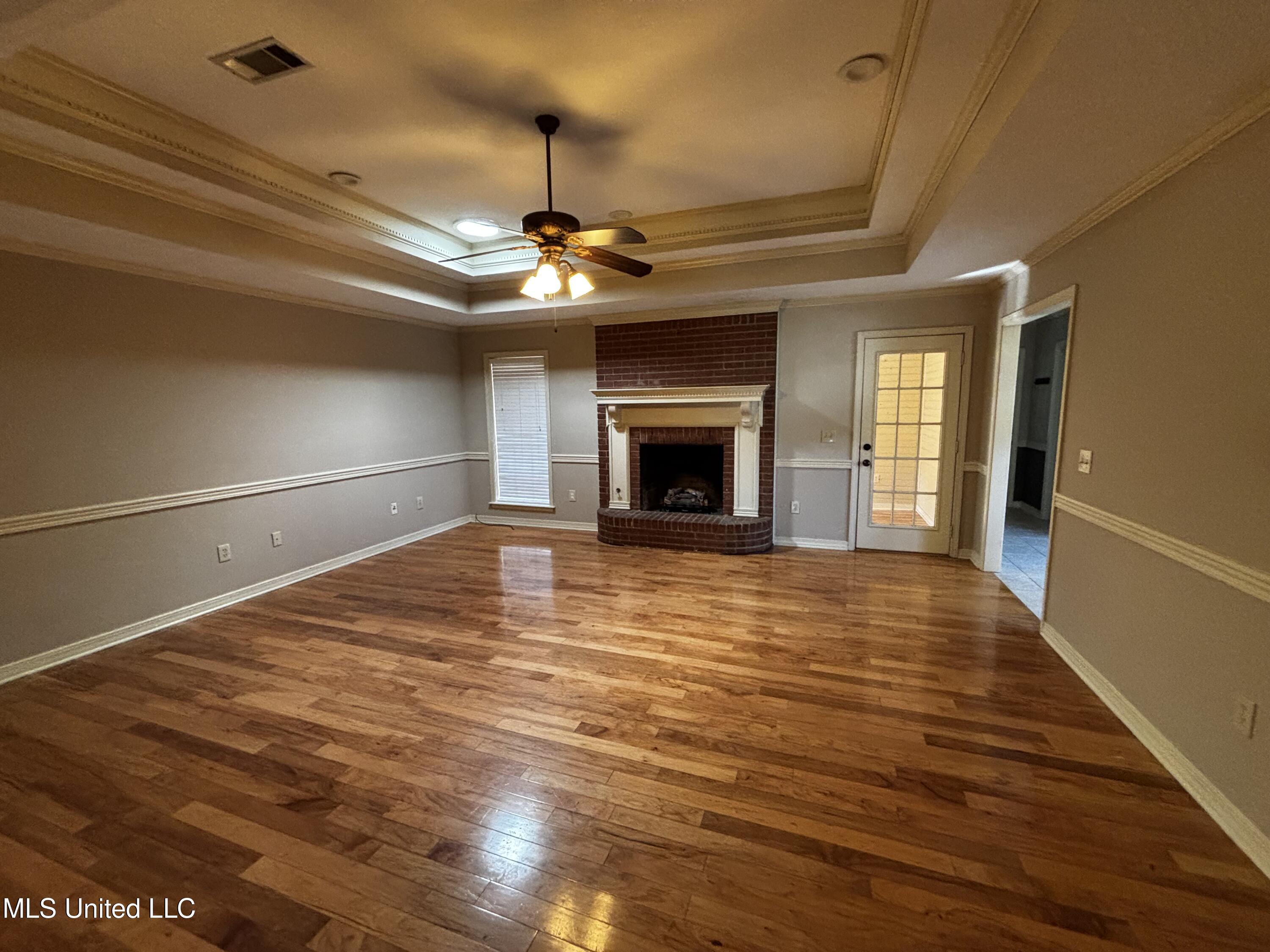 232 Boxwood Circle Property Photo 7