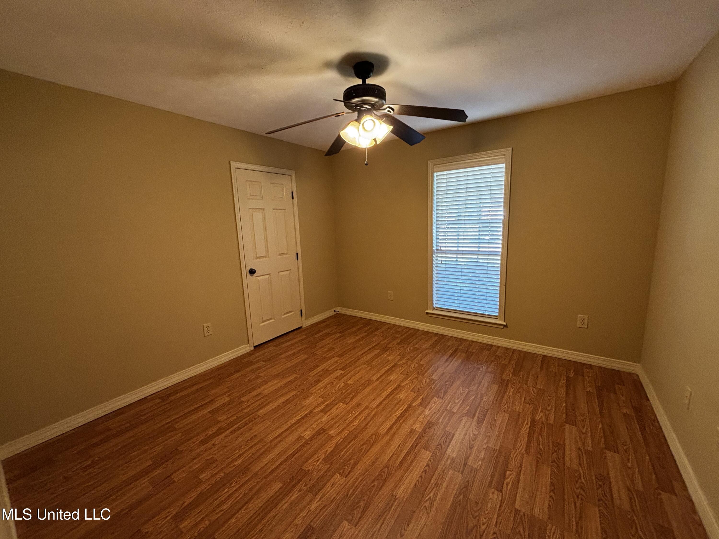 232 Boxwood Circle Property Photo 11