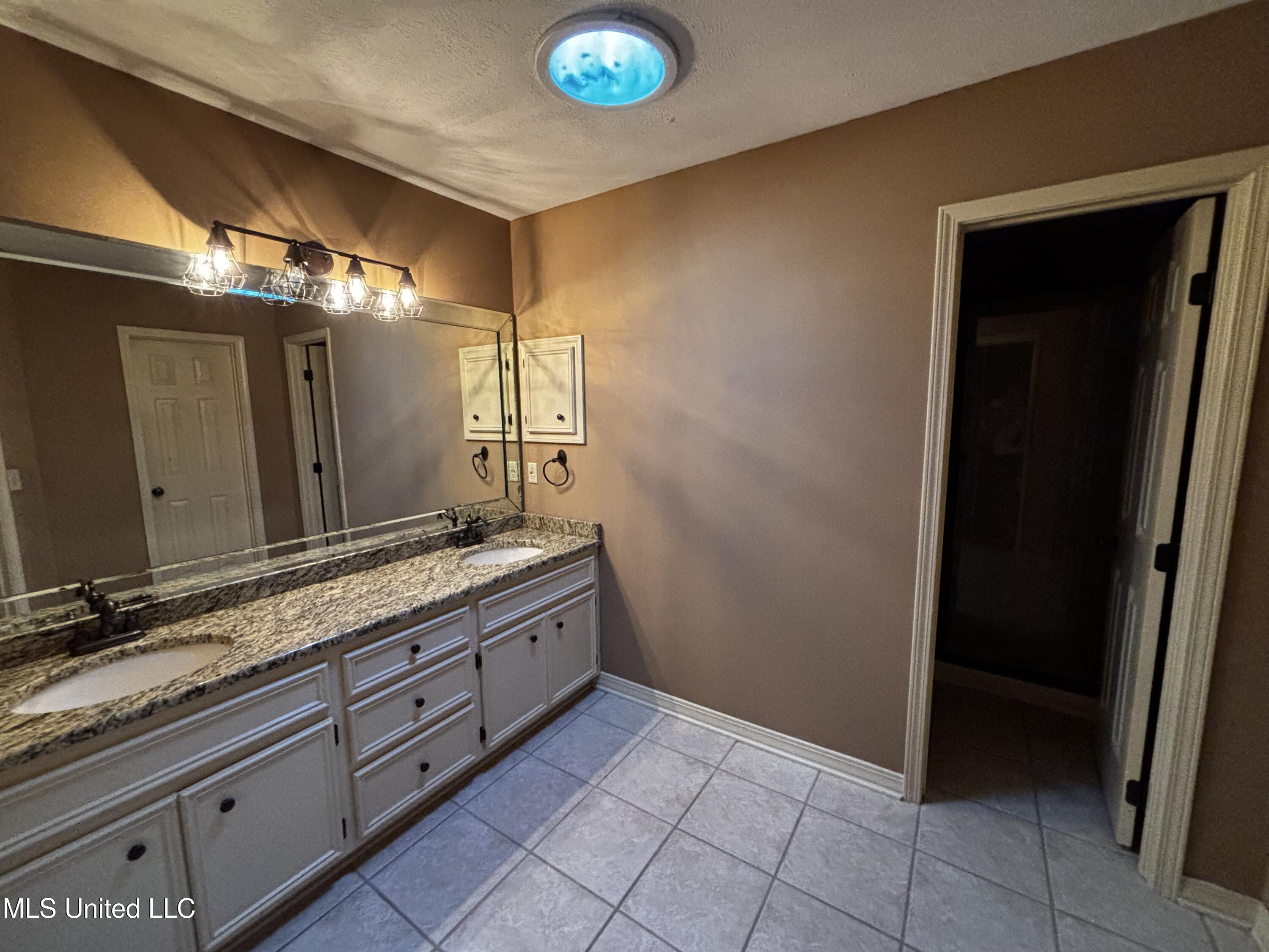 232 Boxwood Circle Property Photo 14