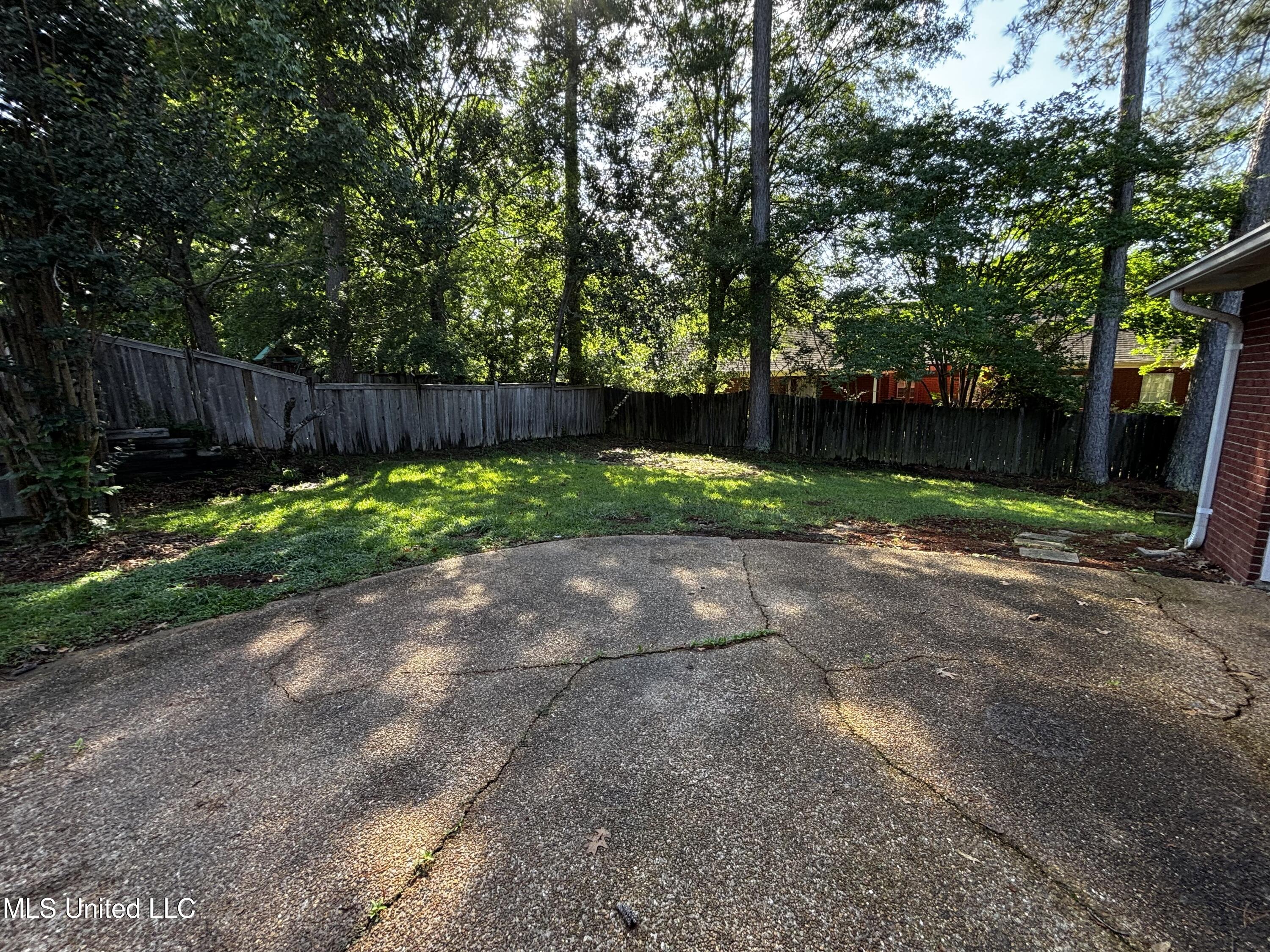 232 Boxwood Circle Property Photo 17