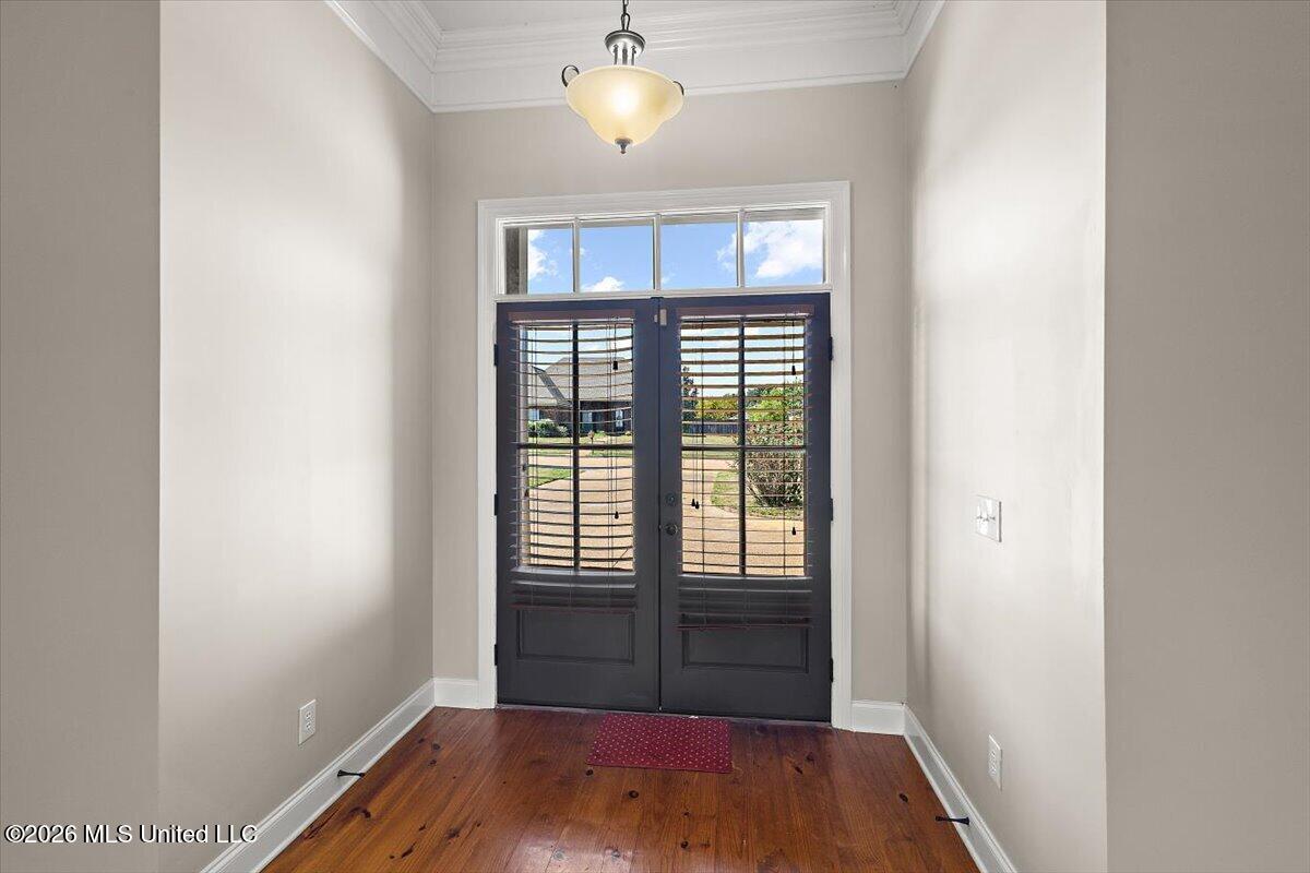 1022 Trinity Drive Property Photo 5