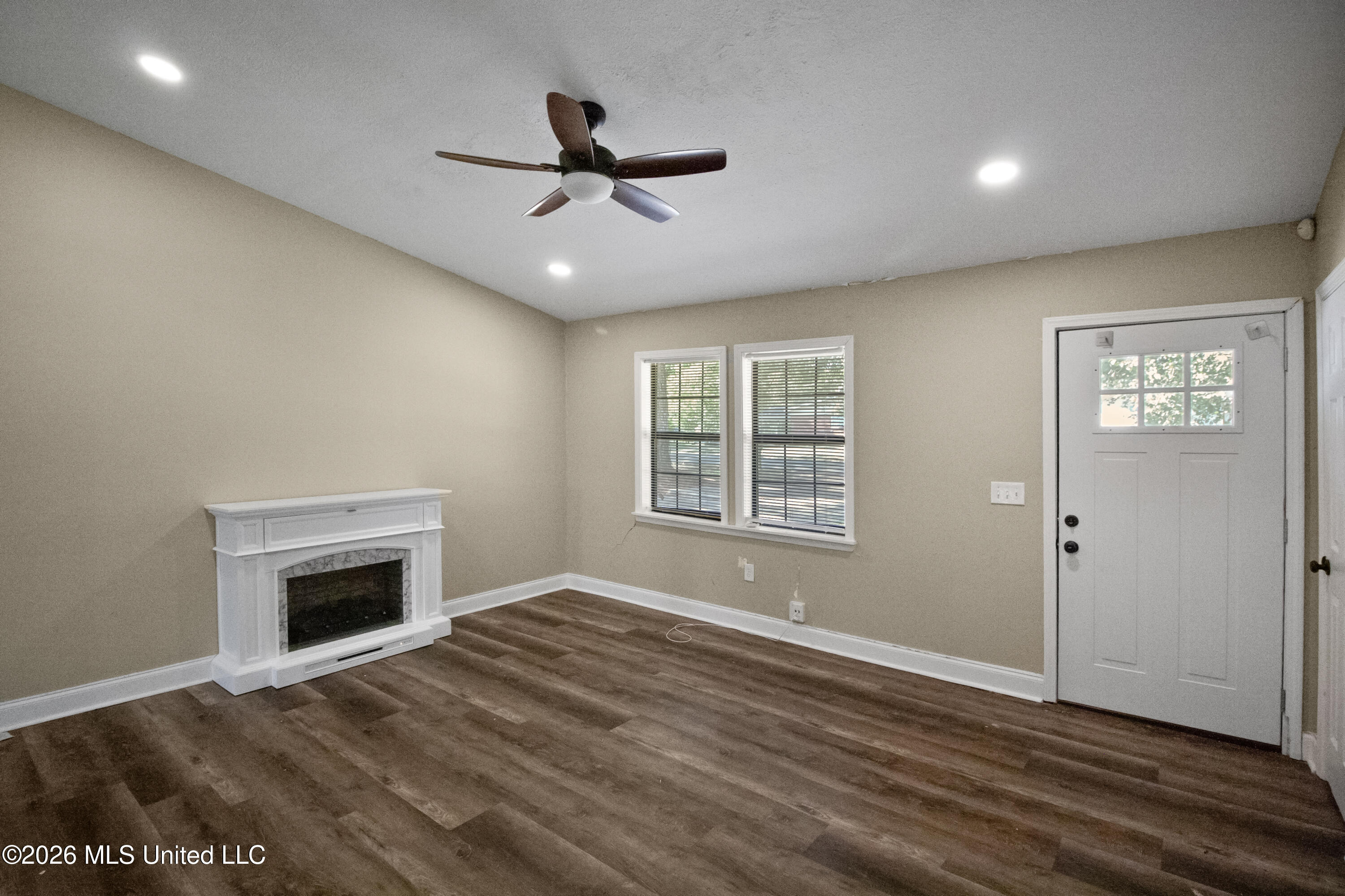 704 Berkshire Street Property Photo 4