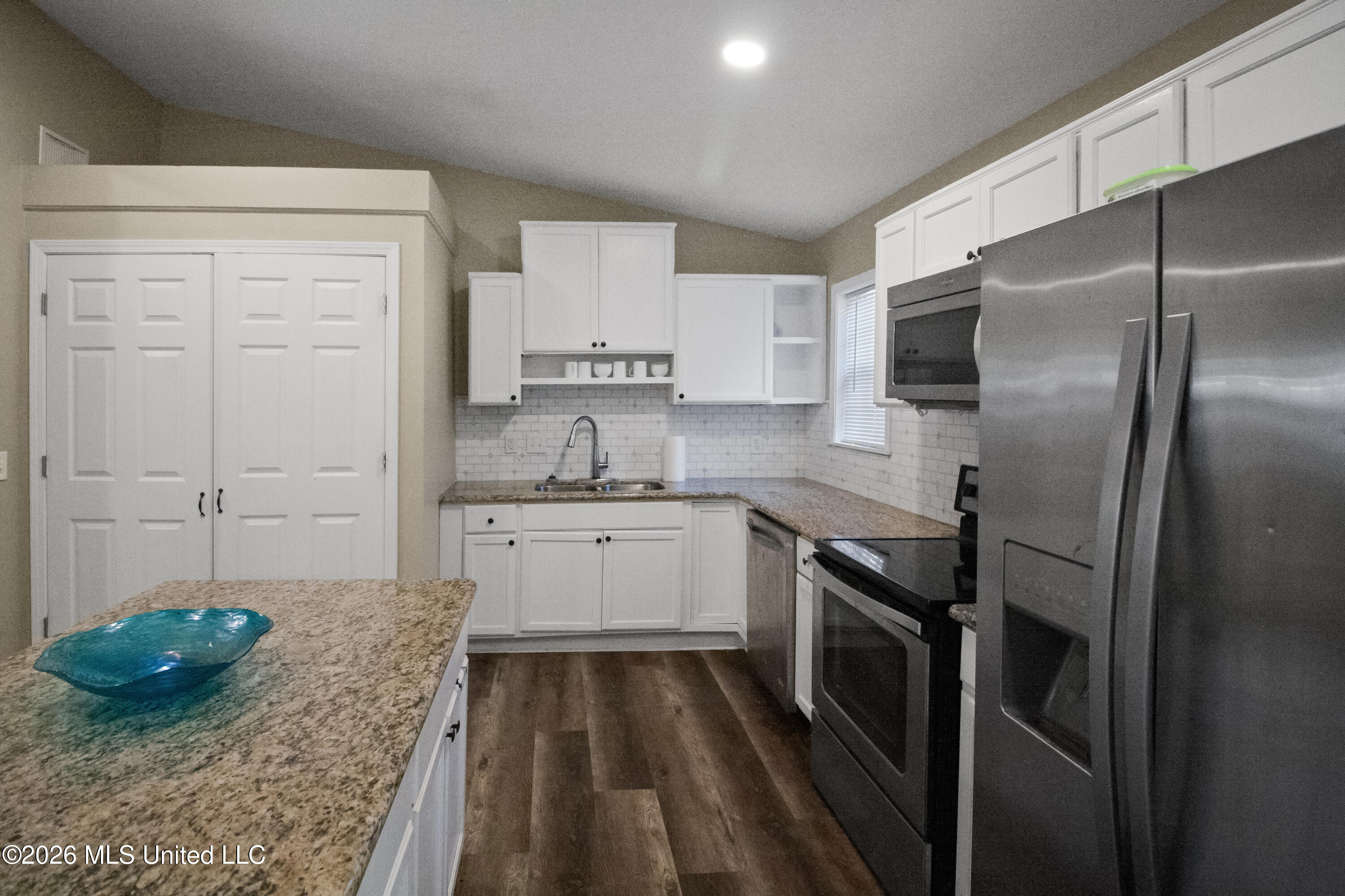 704 Berkshire Street Property Photo 6