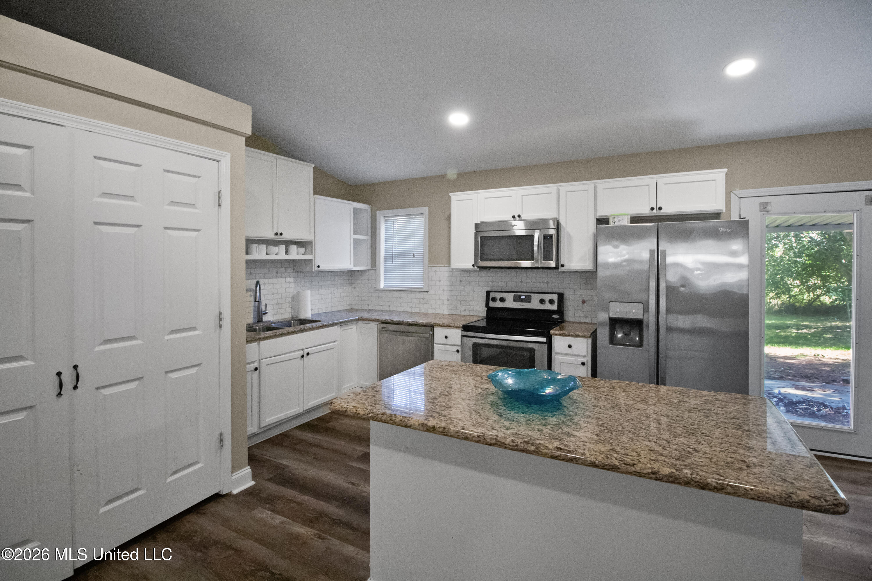 704 Berkshire Street Property Photo 7