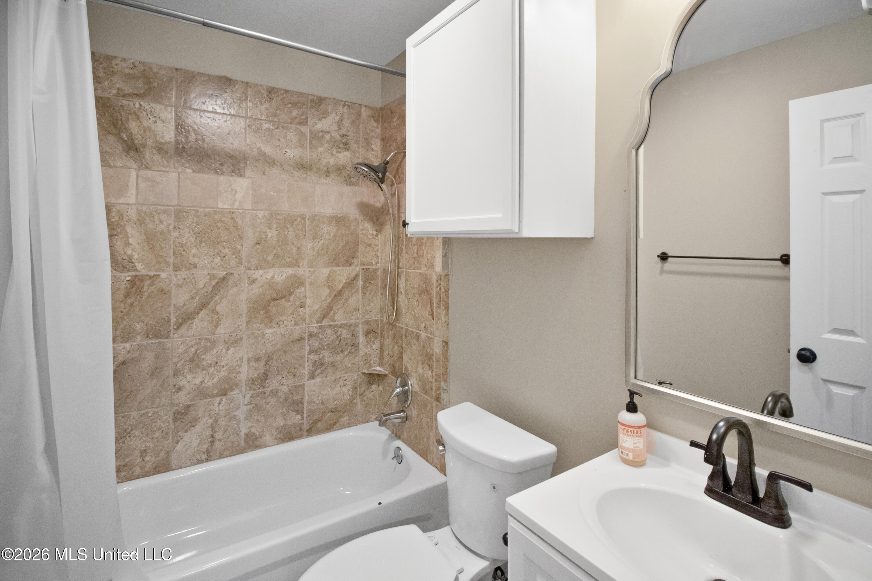 704 Berkshire Street Property Photo 15