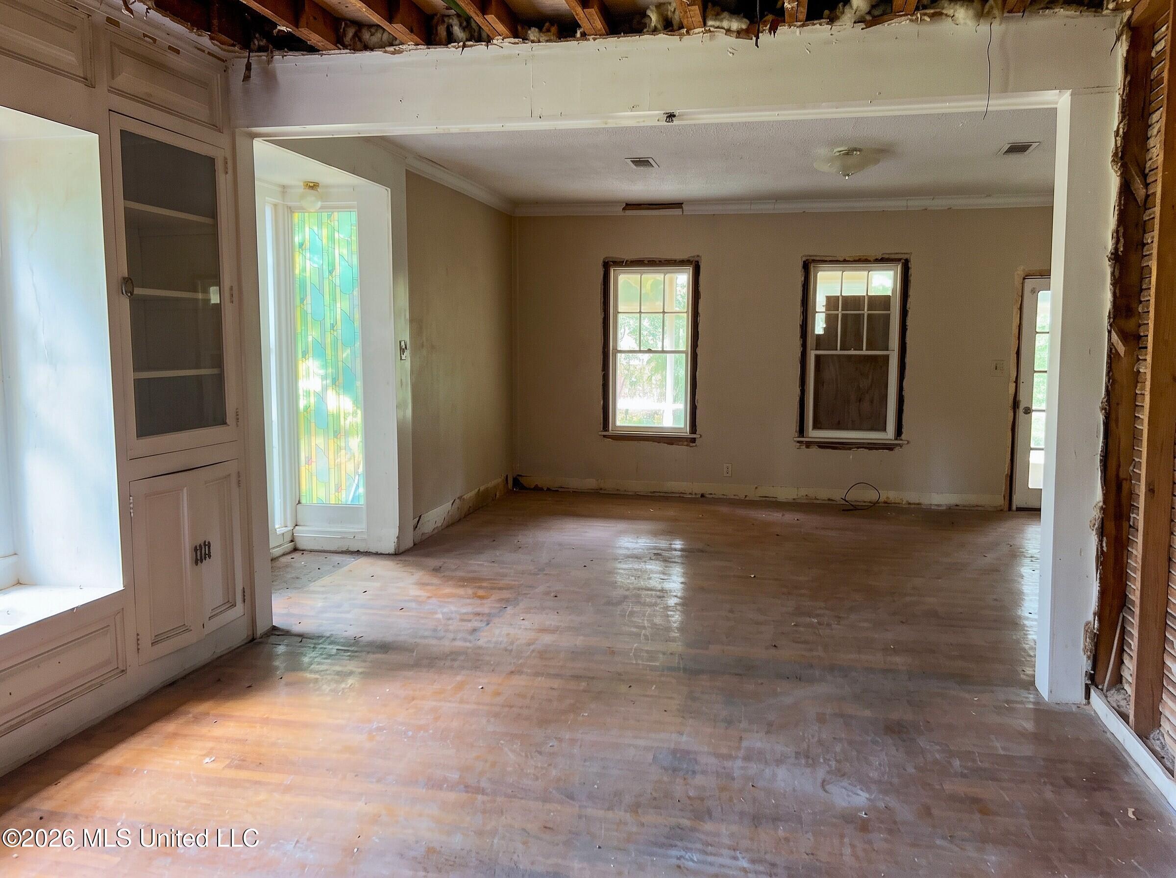 407 Alta Woods Boulevard Property Photo 4