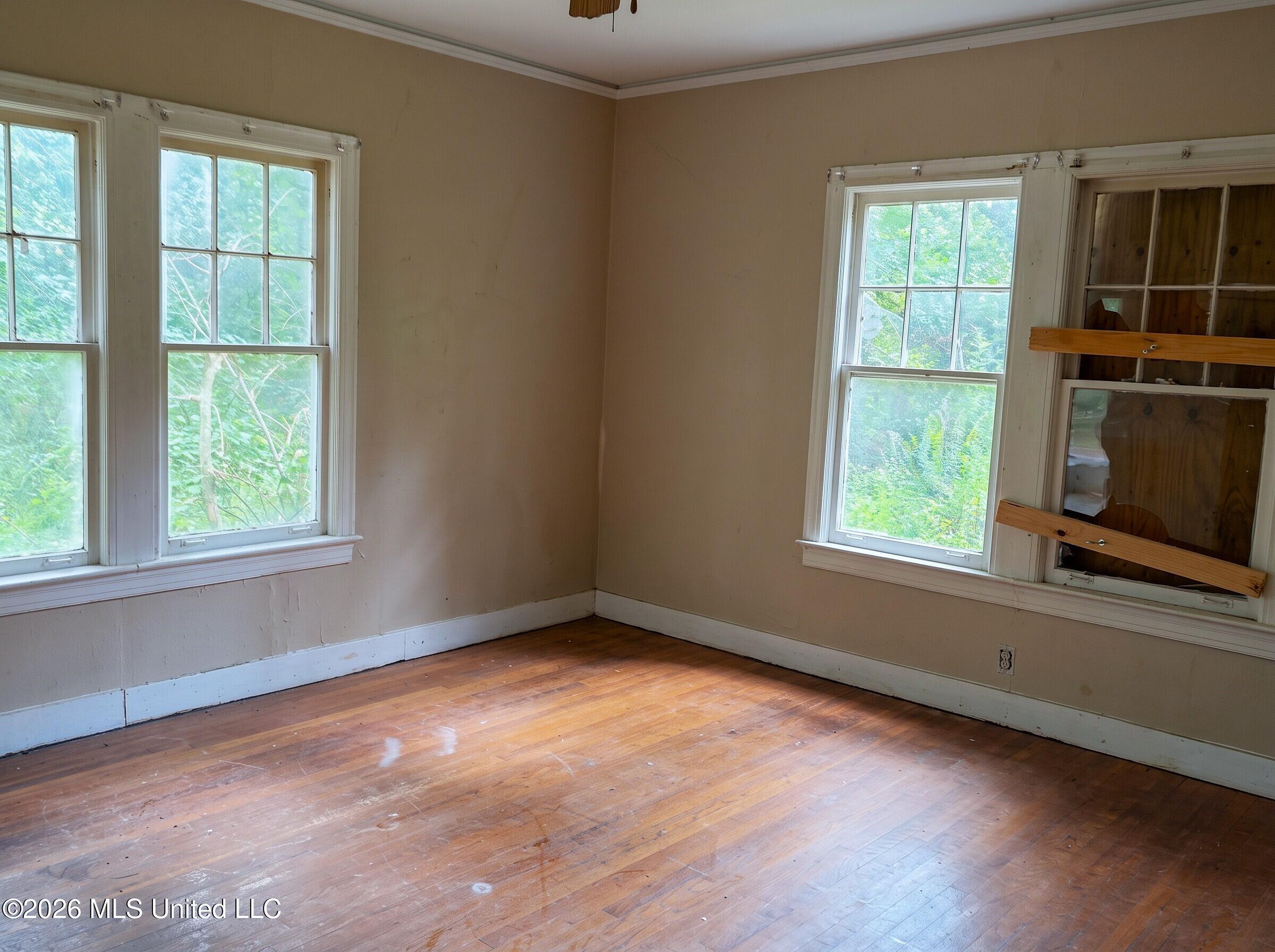 407 Alta Woods Boulevard Property Photo 7