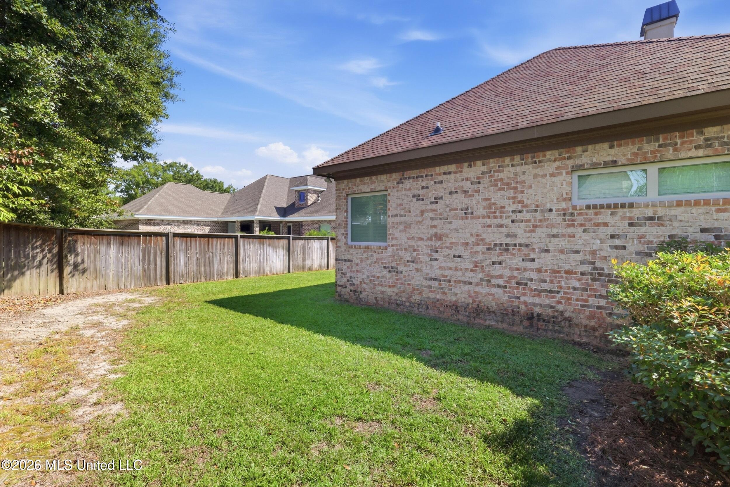 978 Emily Drive Property Photo 63