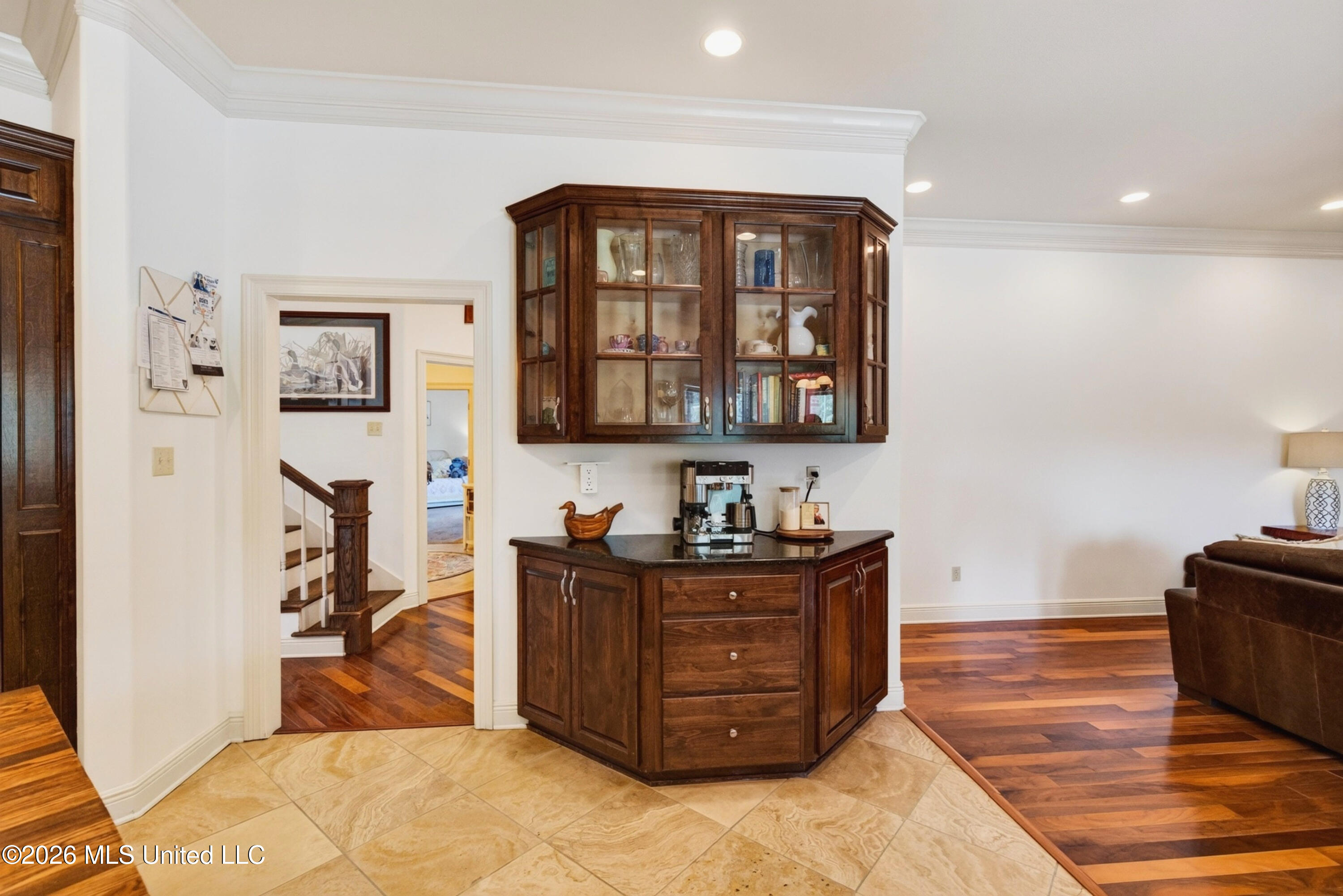 12244 E Pointe Drive Property Photo 29