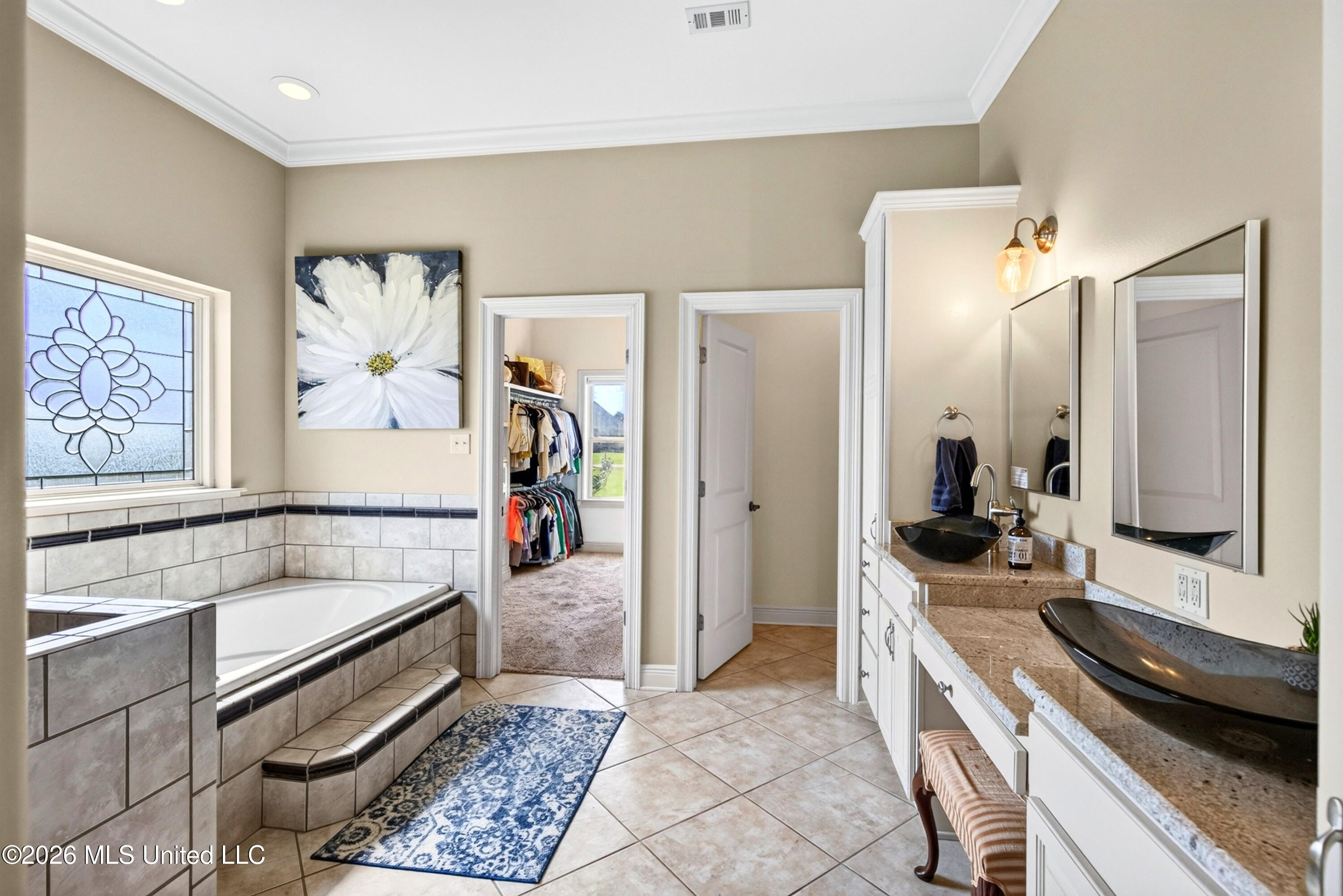 12244 E Pointe Drive Property Photo 37
