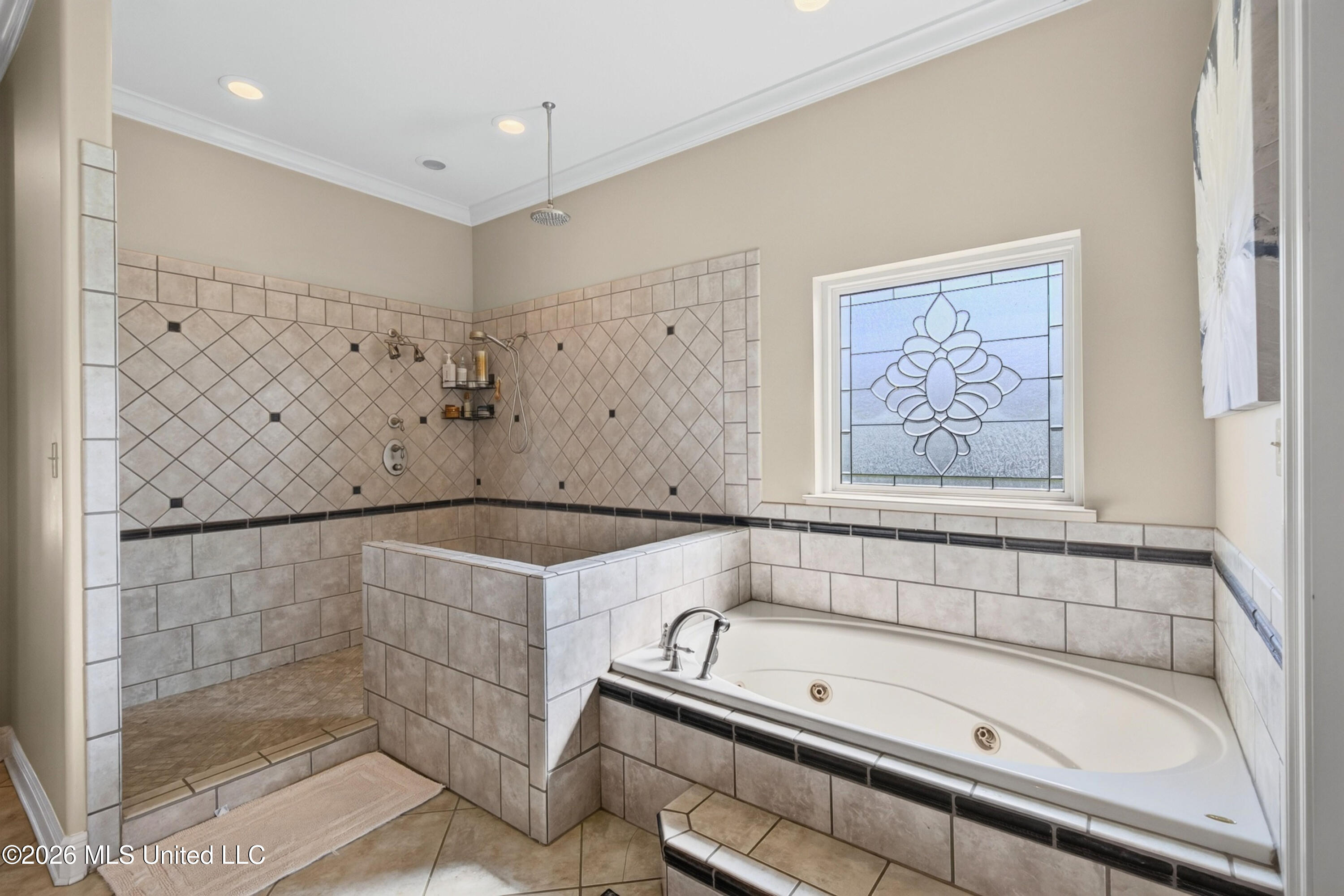 12244 E Pointe Drive Property Photo 38