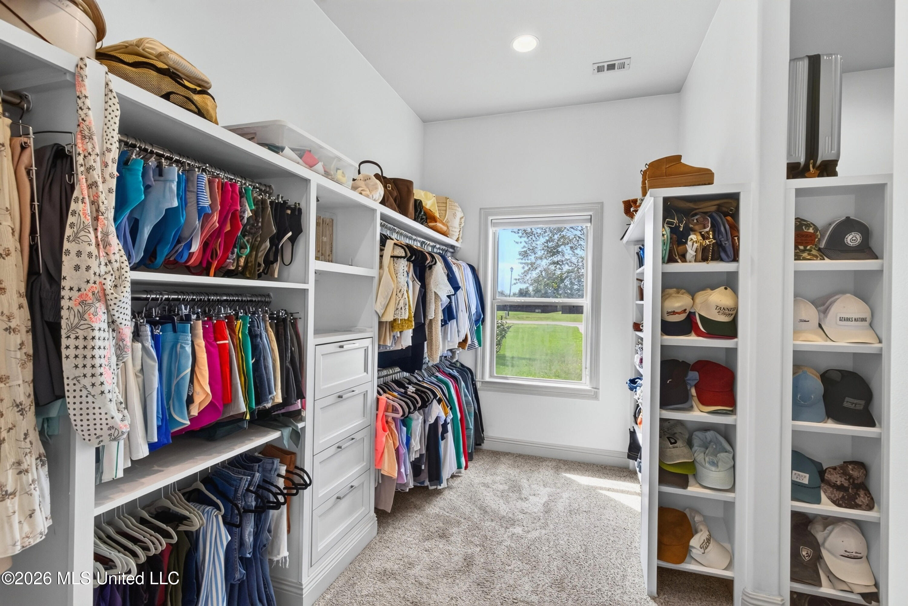 12244 E Pointe Drive Property Photo 41