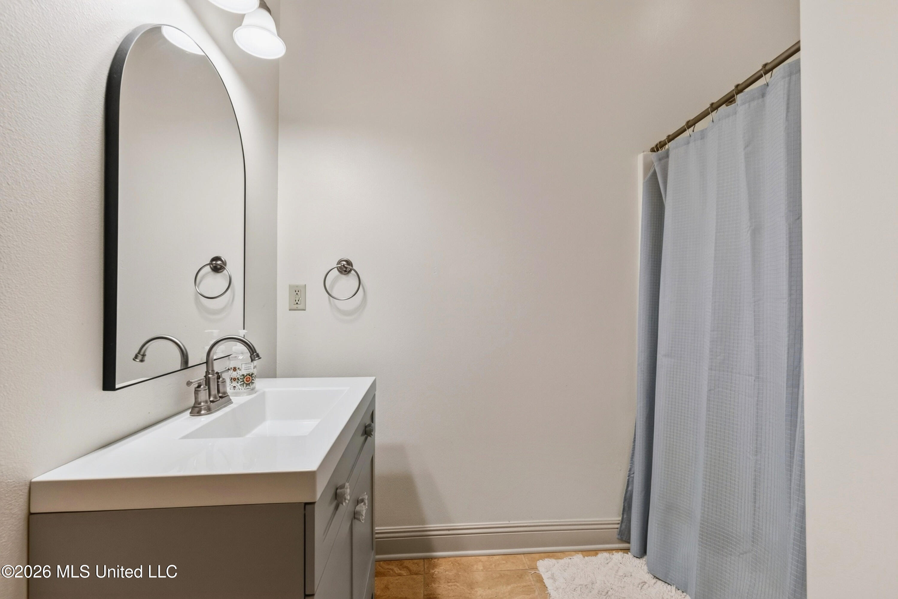 12244 E Pointe Drive Property Photo 52