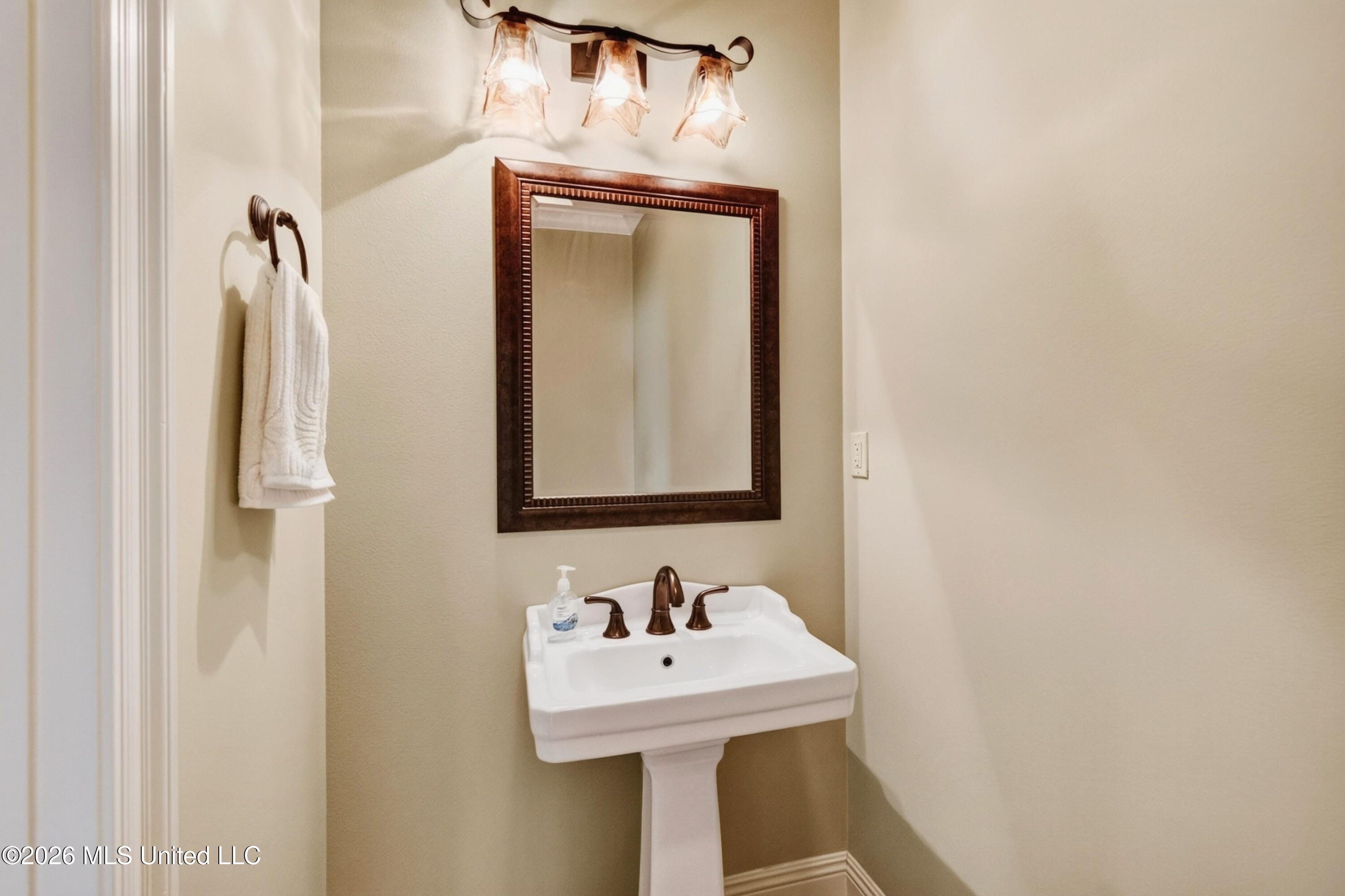 12244 E Pointe Drive Property Photo 61
