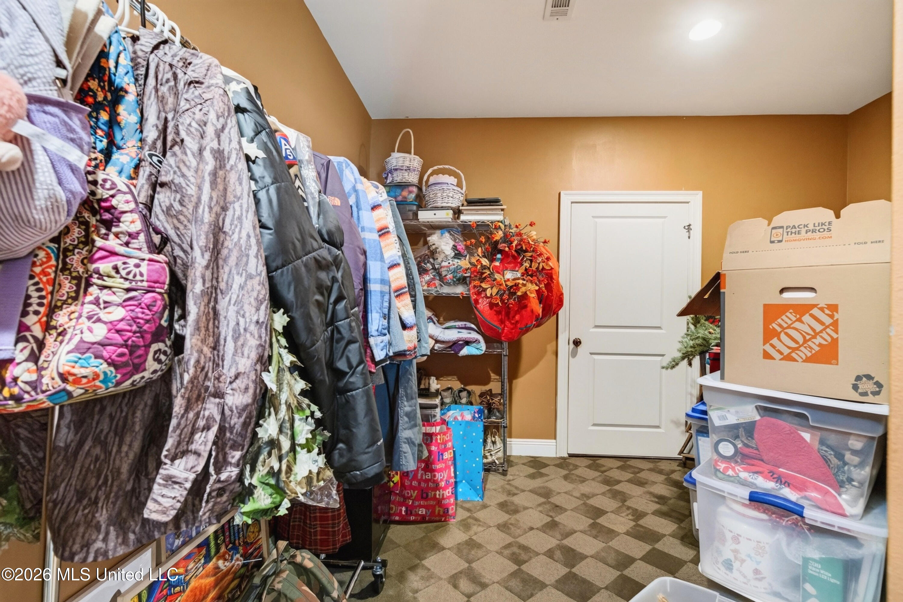 12244 E Pointe Drive Property Photo 63