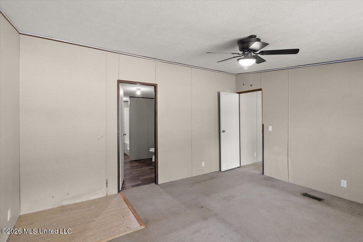 1003 Commodore Court Property Photo 12