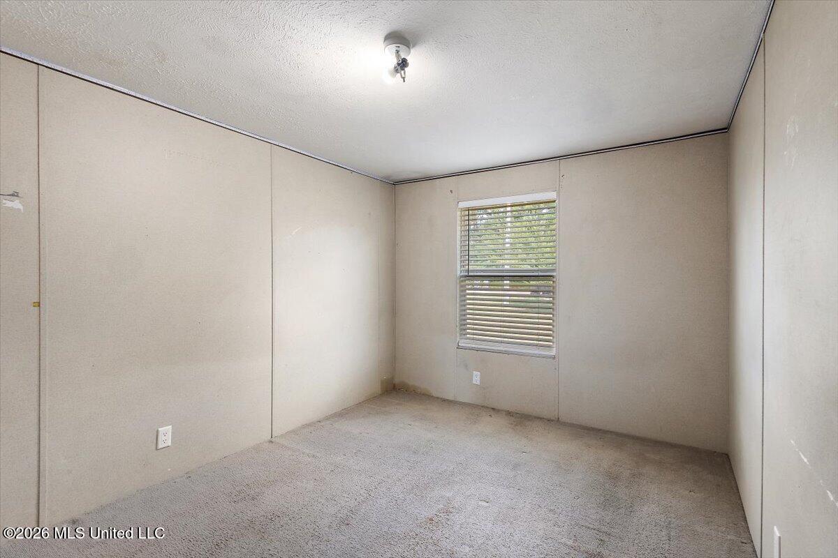 1003 Commodore Court Property Photo 18