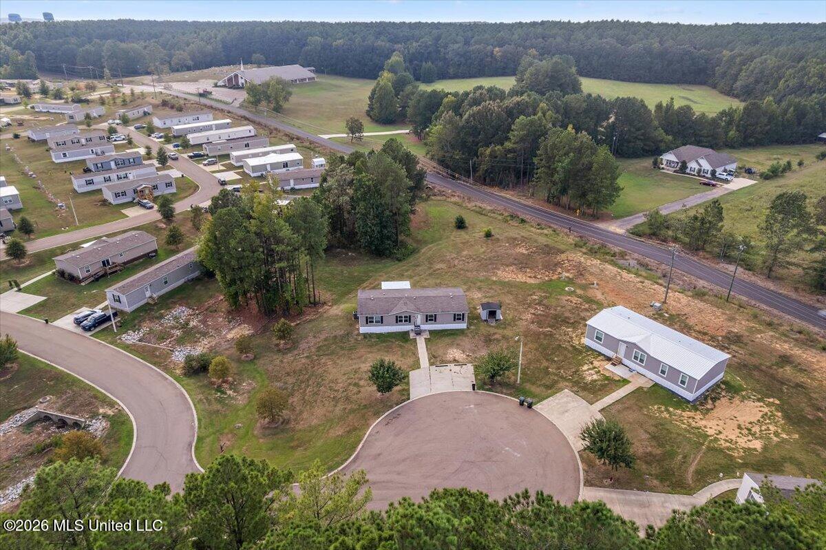1003 Commodore Court Property Photo 26