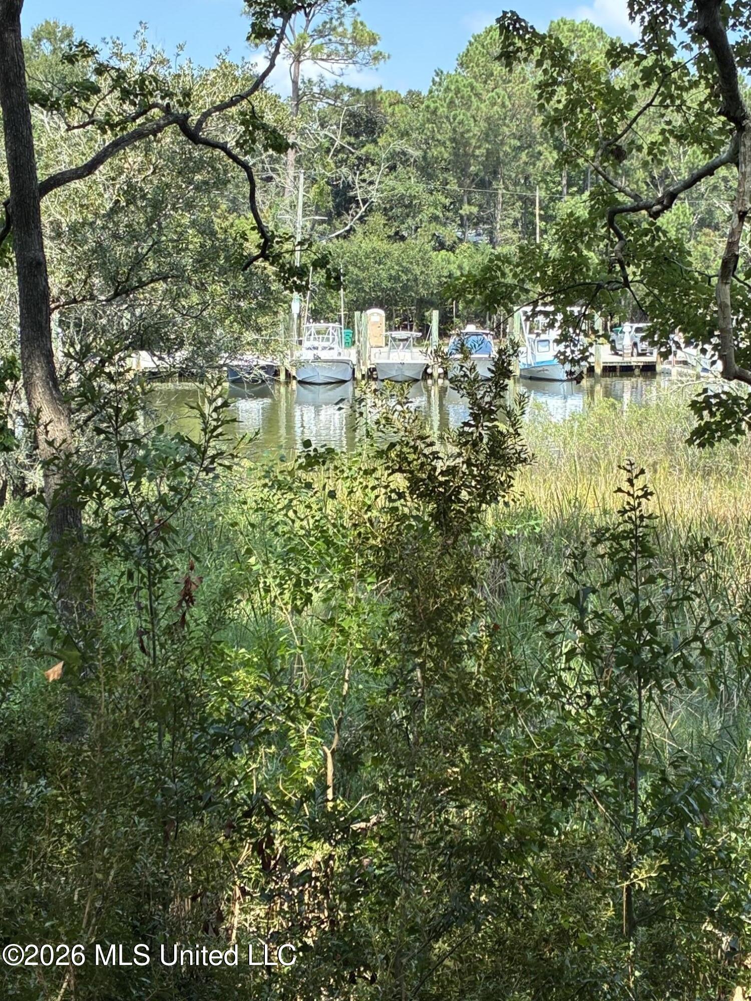 105 Shearwater Drive Property Photo 1