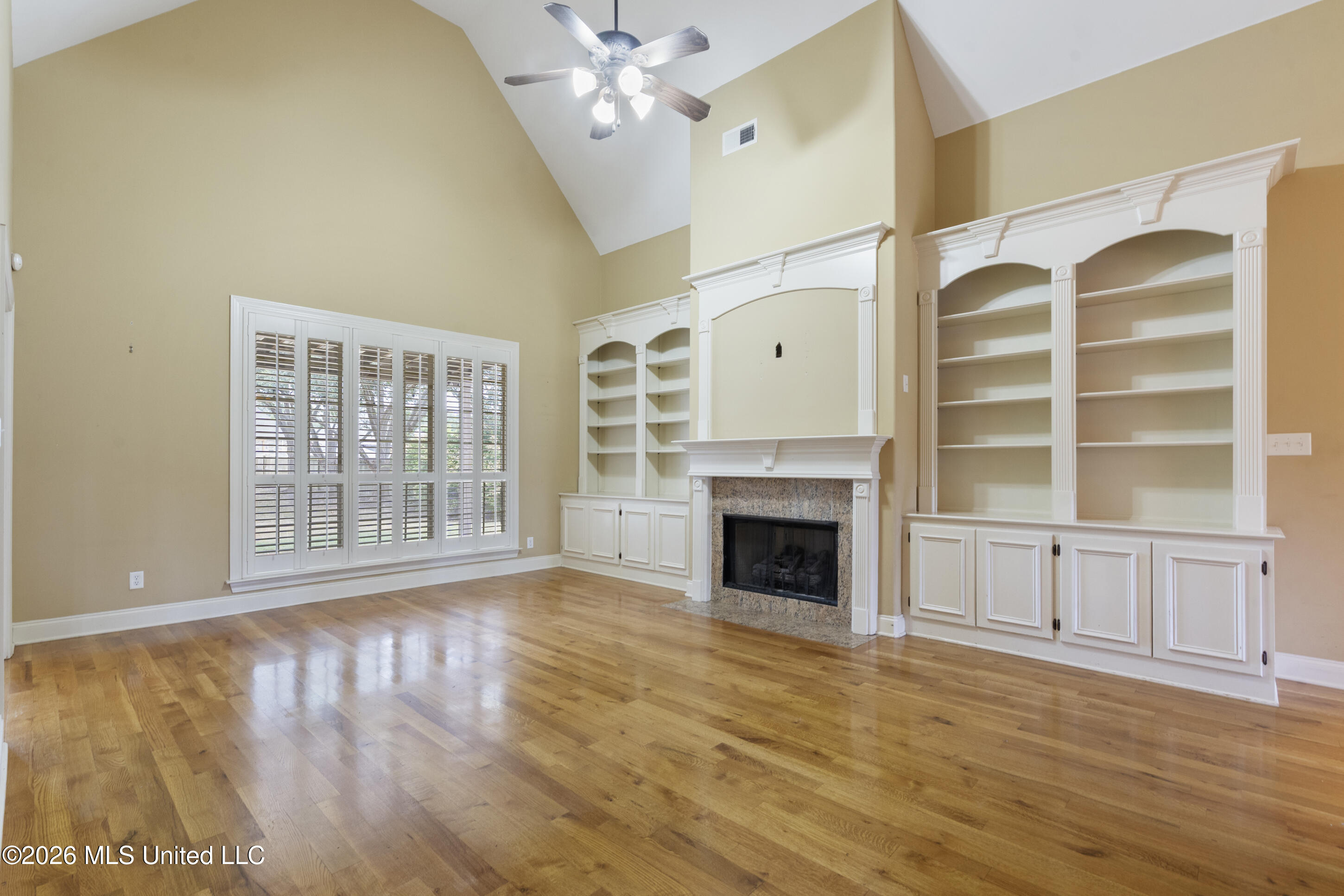 4754 Bowie Lane Property Photo 6