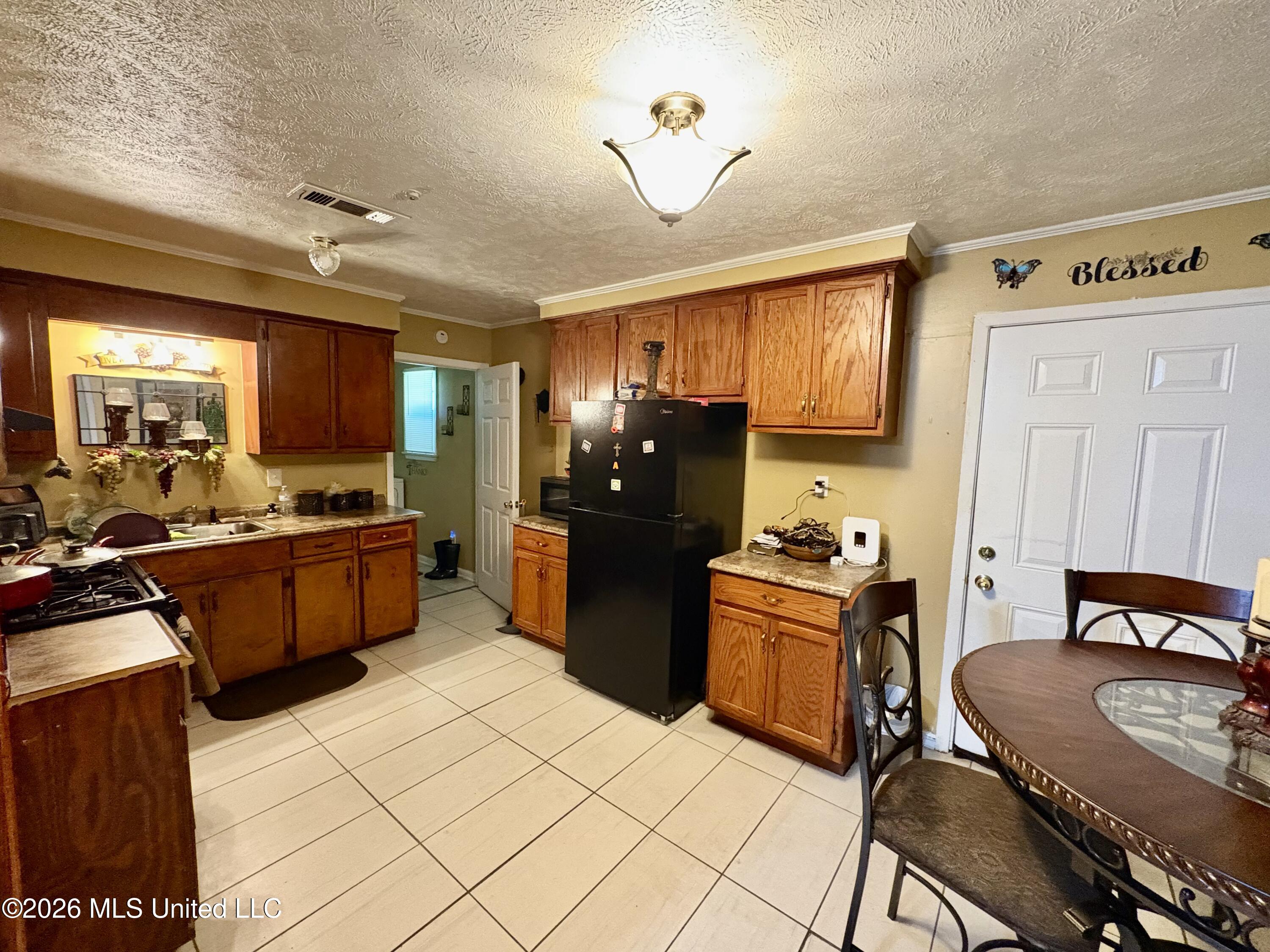 27661 Highway 15 Property Photo 3