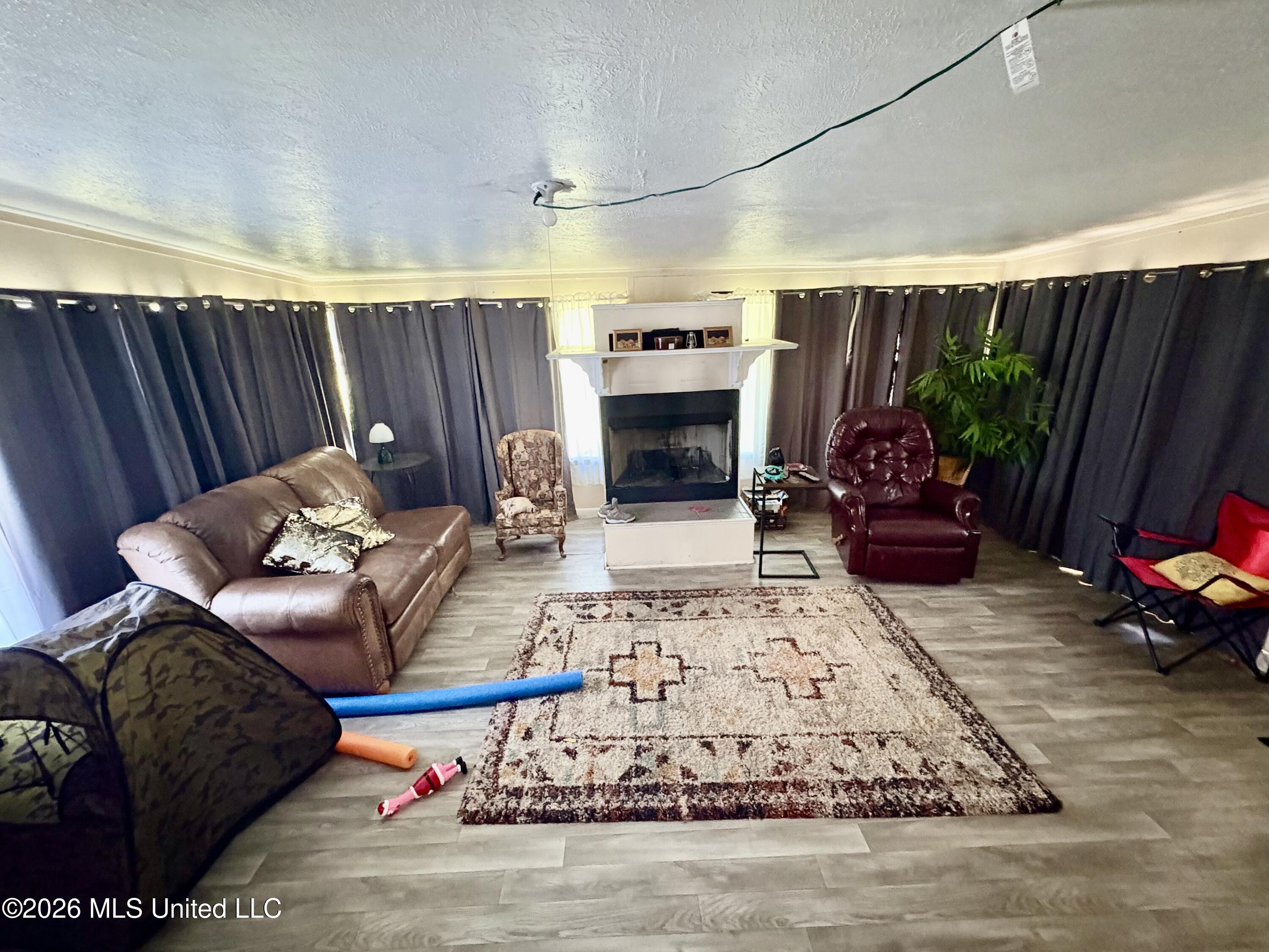27661 Highway 15 Property Photo 14