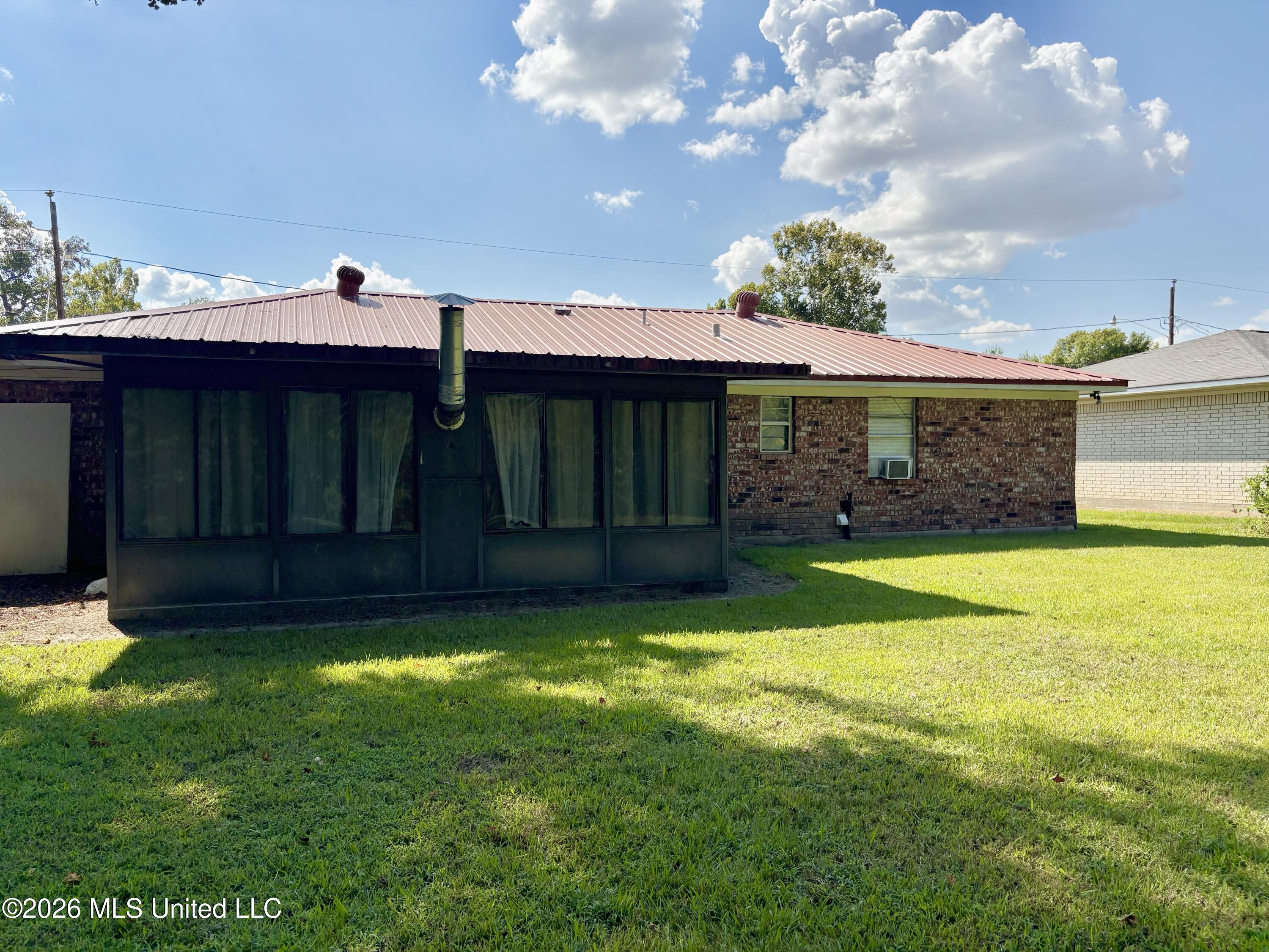 27661 Highway 15 Property Photo 17
