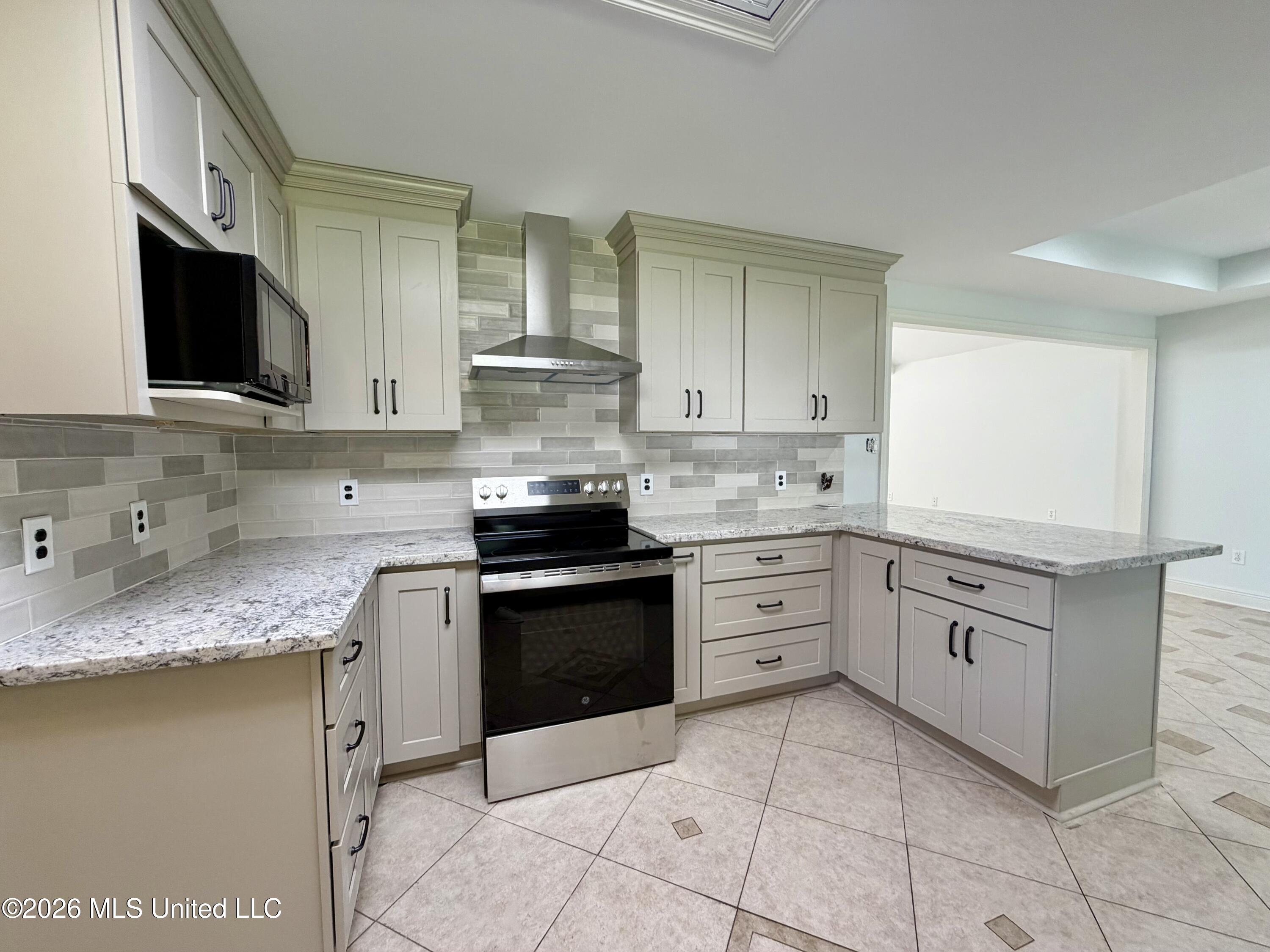 39 Oak Allee Drive Property Photo 13