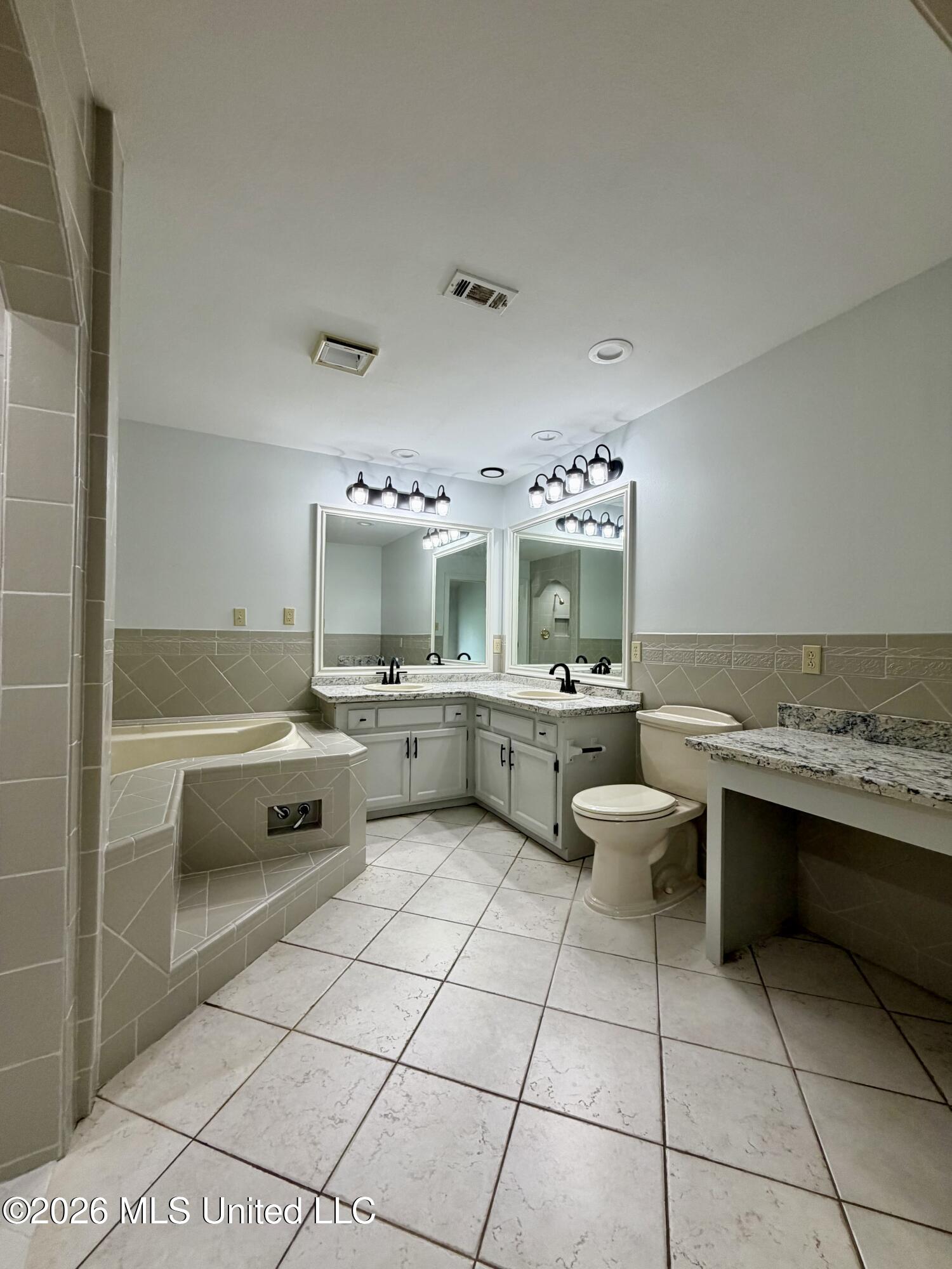 39 Oak Allee Drive Property Photo 17