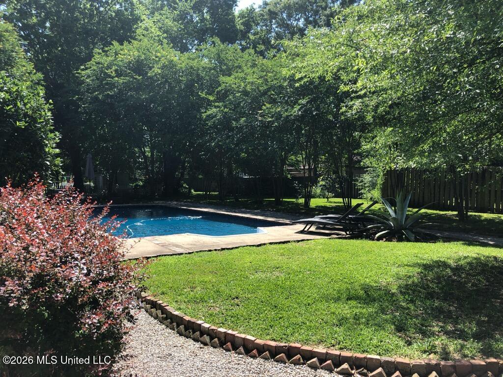 138 E Fulton Street Property Photo 48