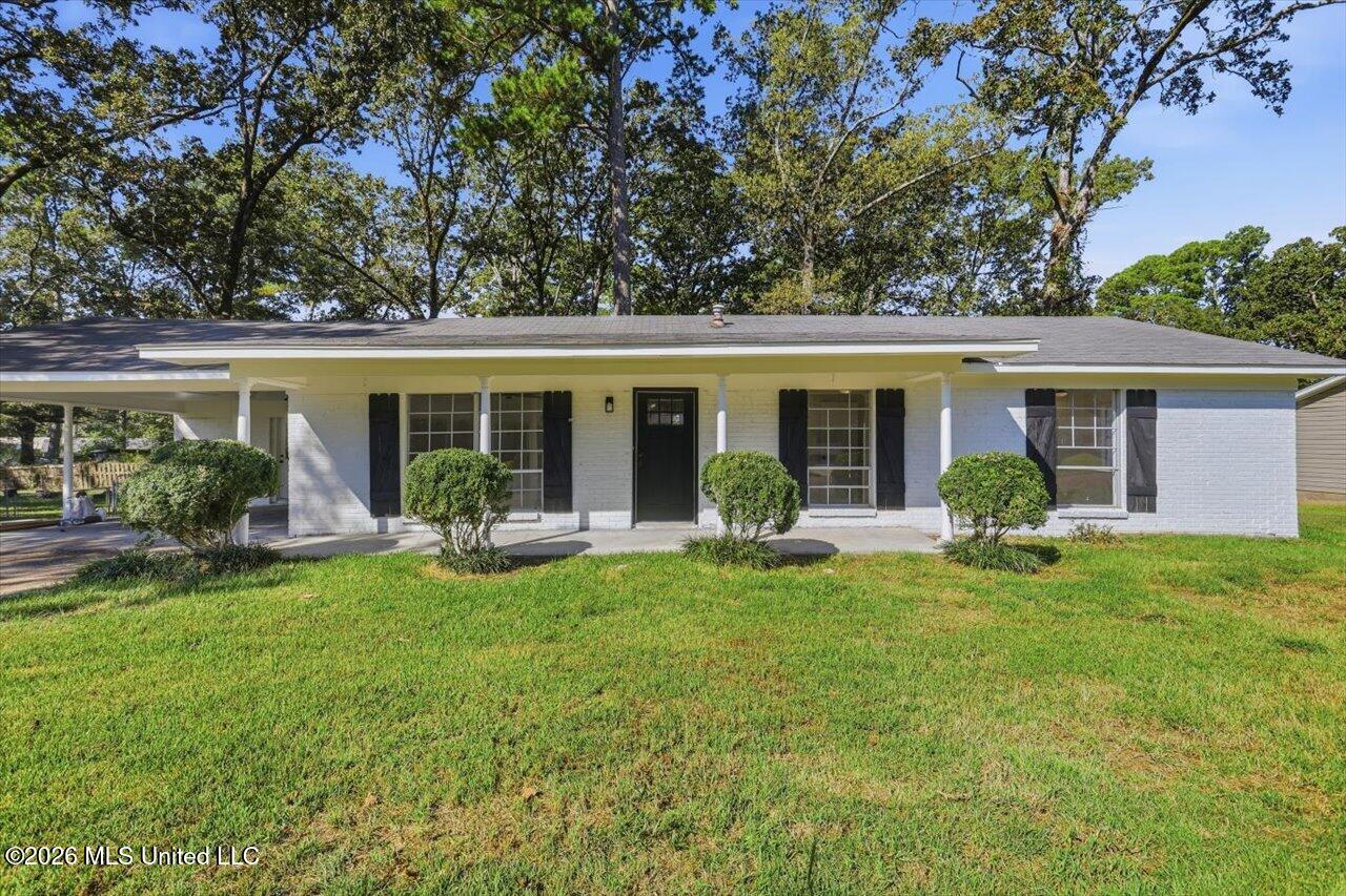 229 Bruin Avenue Property Photo 1